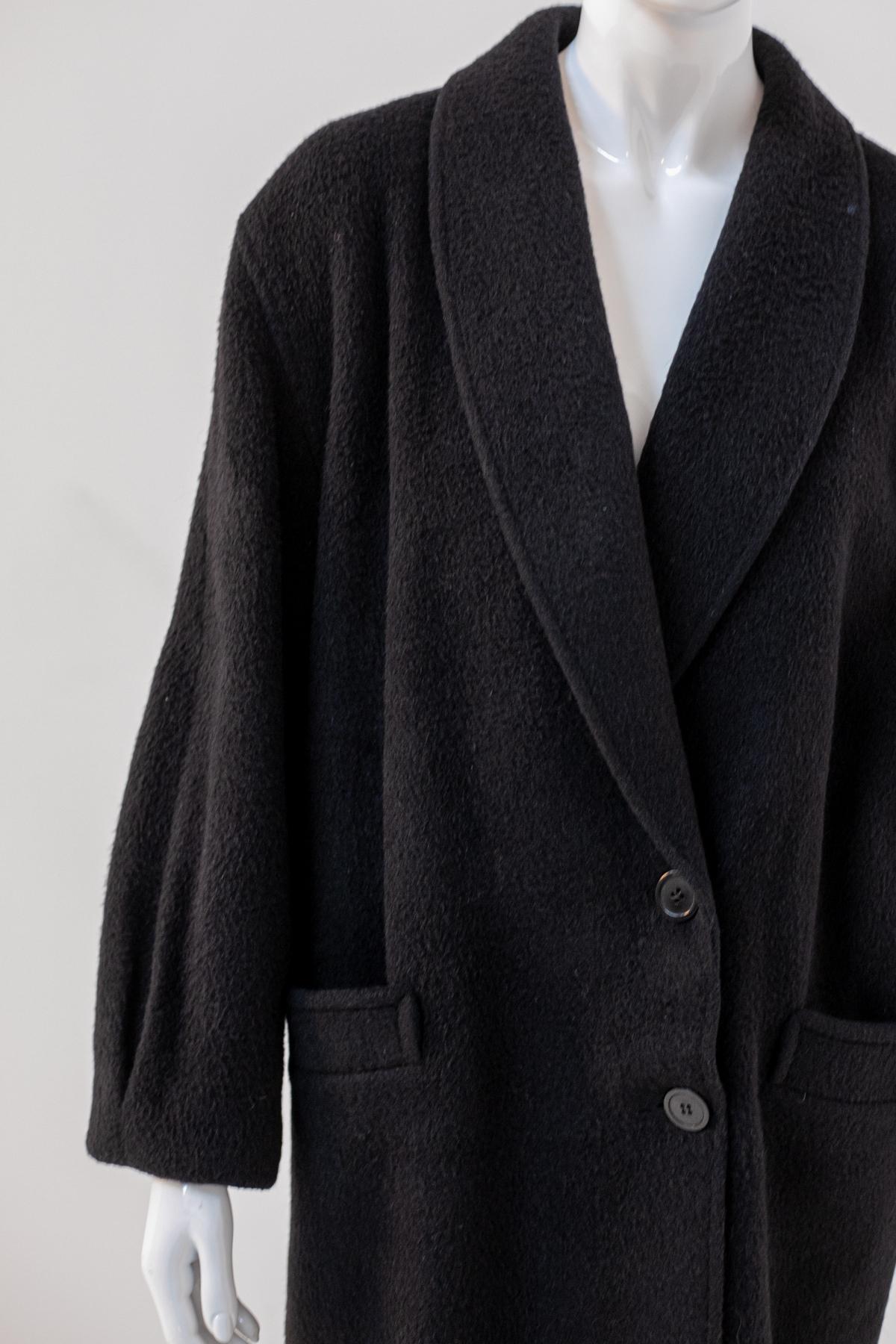 Noir Manteau de laine noire Alpaca Vintage en vente