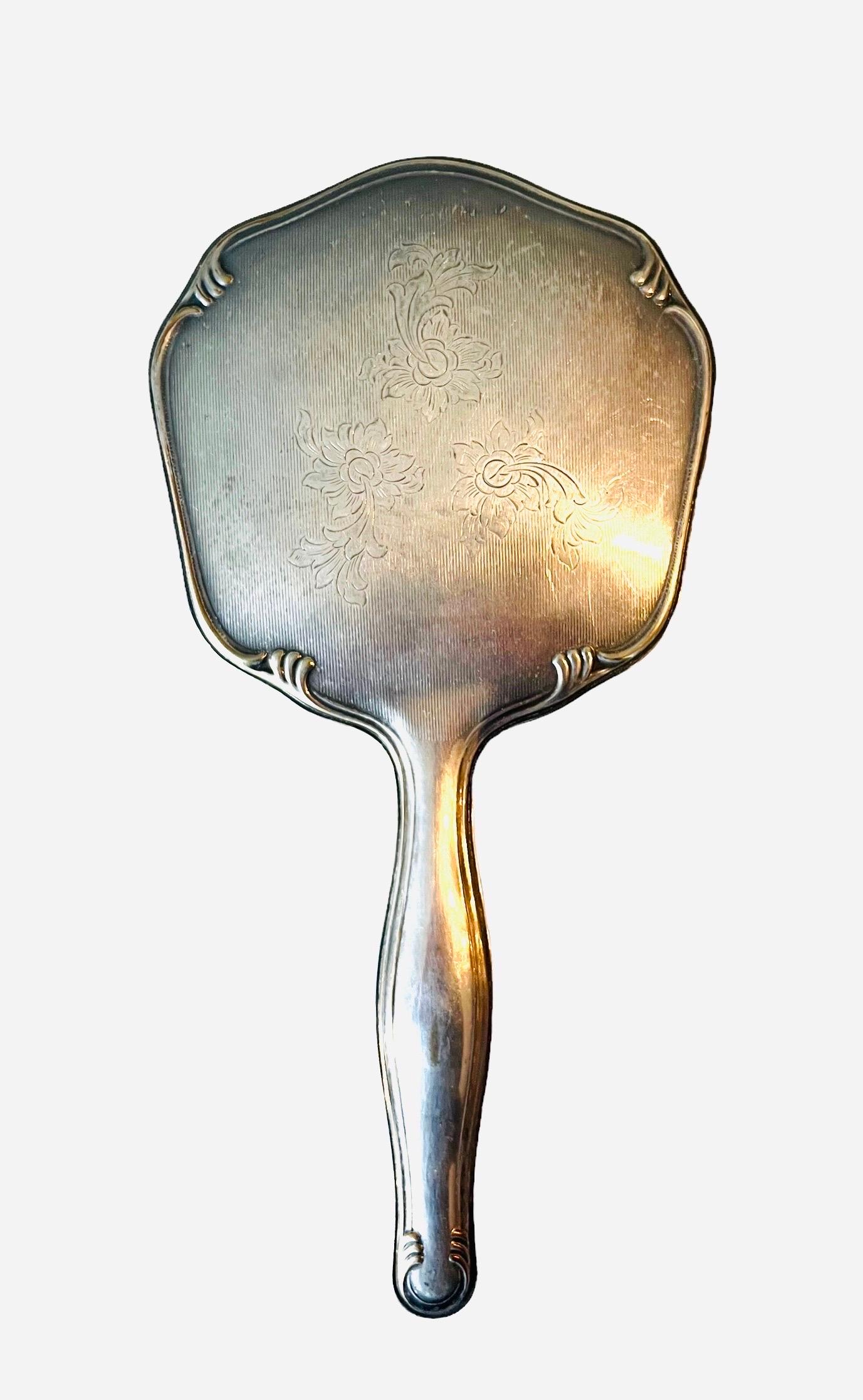 Alpacca Englisch Silber Metall Toilettenartikel Set - um 1900 - England (20. Jahrhundert) im Angebot