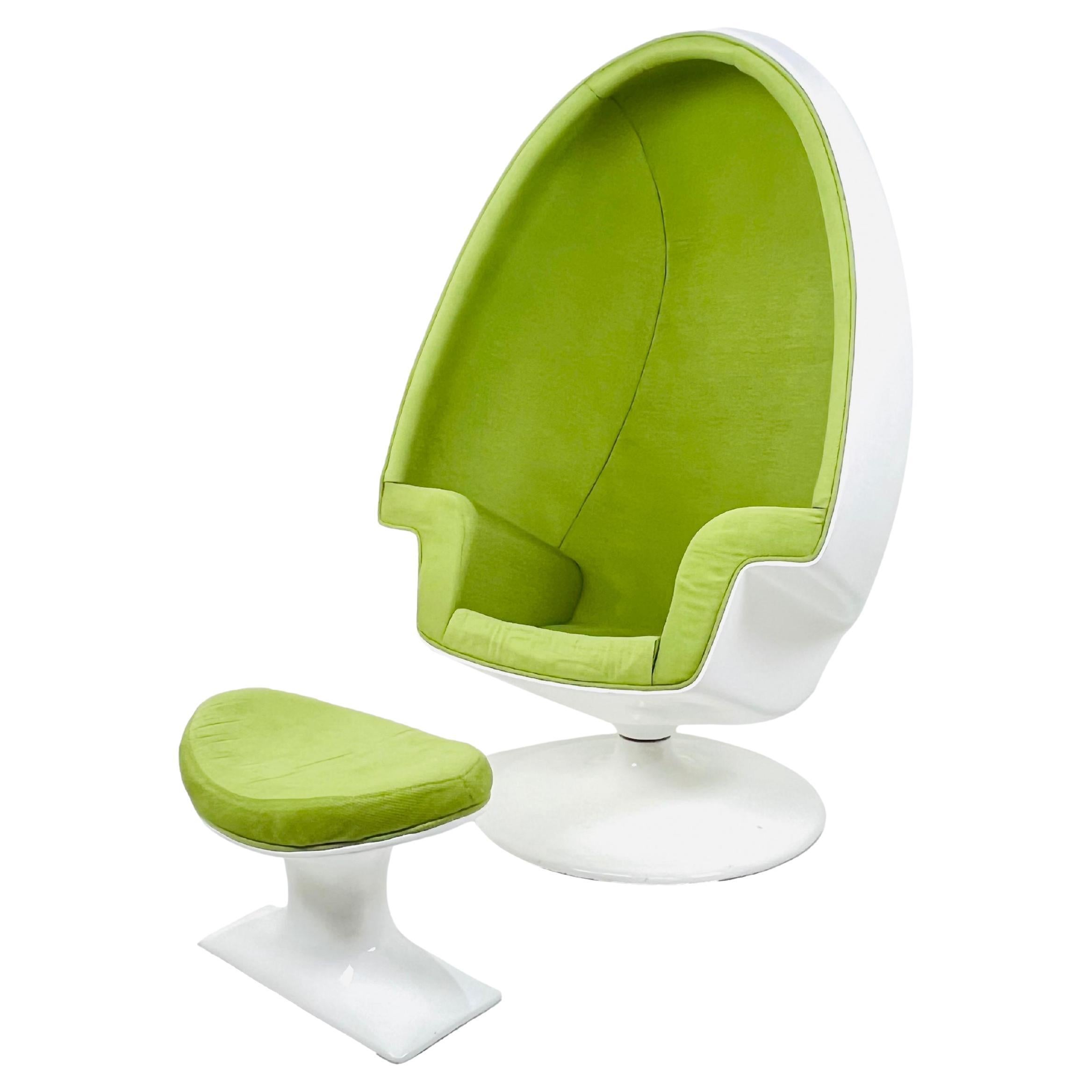 Alpha Egg Chair with Ottoman in the Style of Lee West For Sale