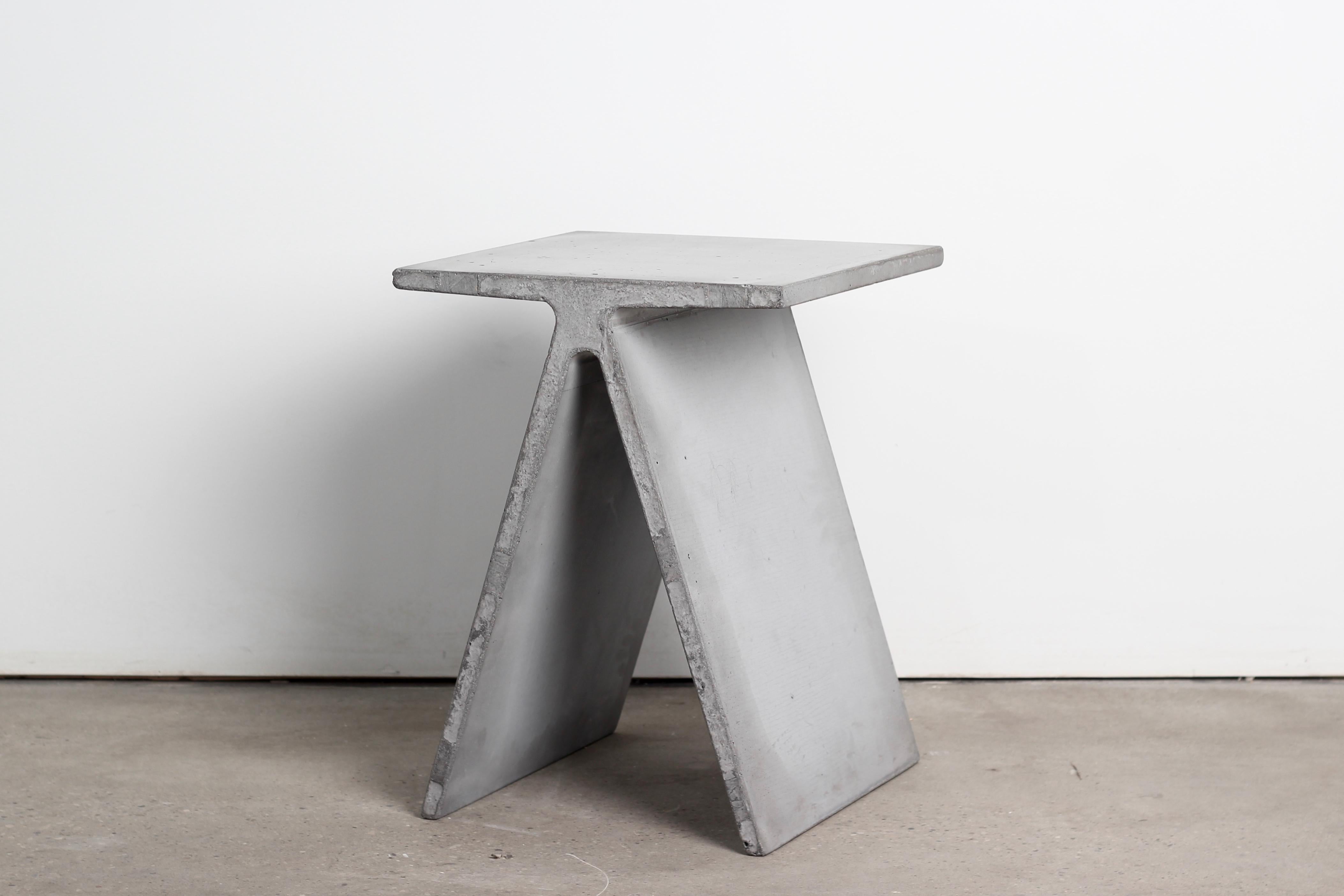 Alpha Q End Table or Stool, Concrete Chapa Ed. for Indoor or Outdoor by Mtharu im Angebot 3