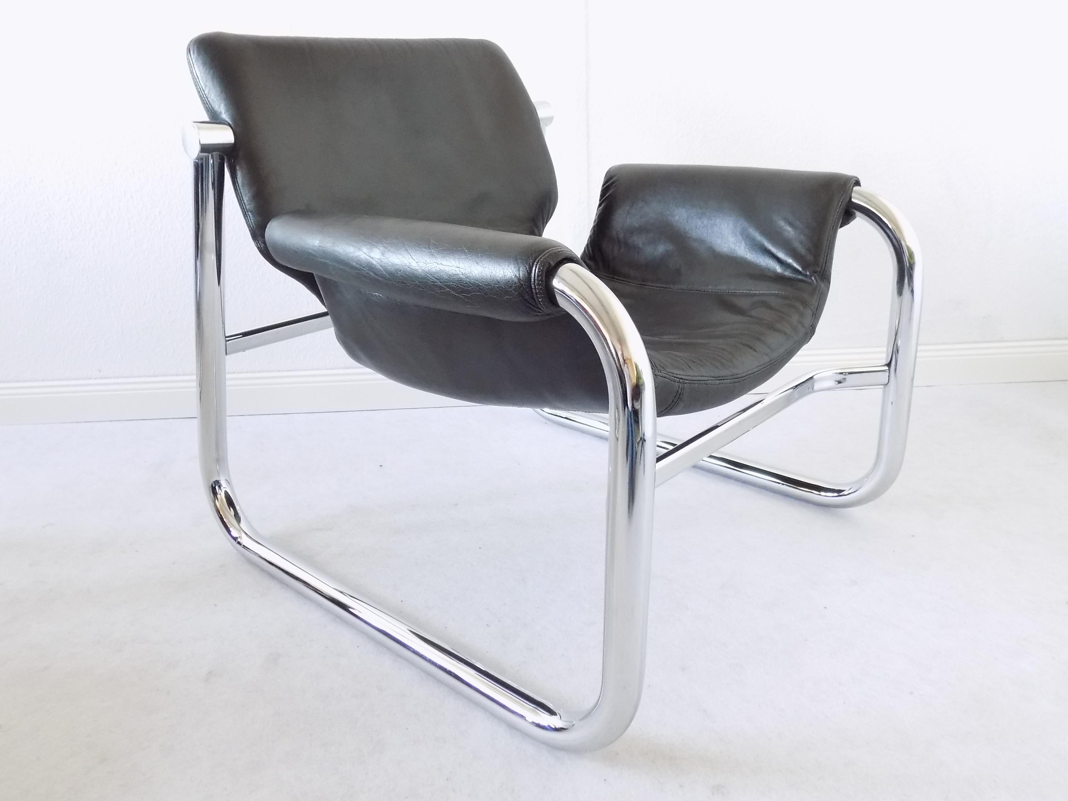 Alpha Sling Leather Chairs by Maurice Burke for Pozza, Mid-Century Modern, Black 5