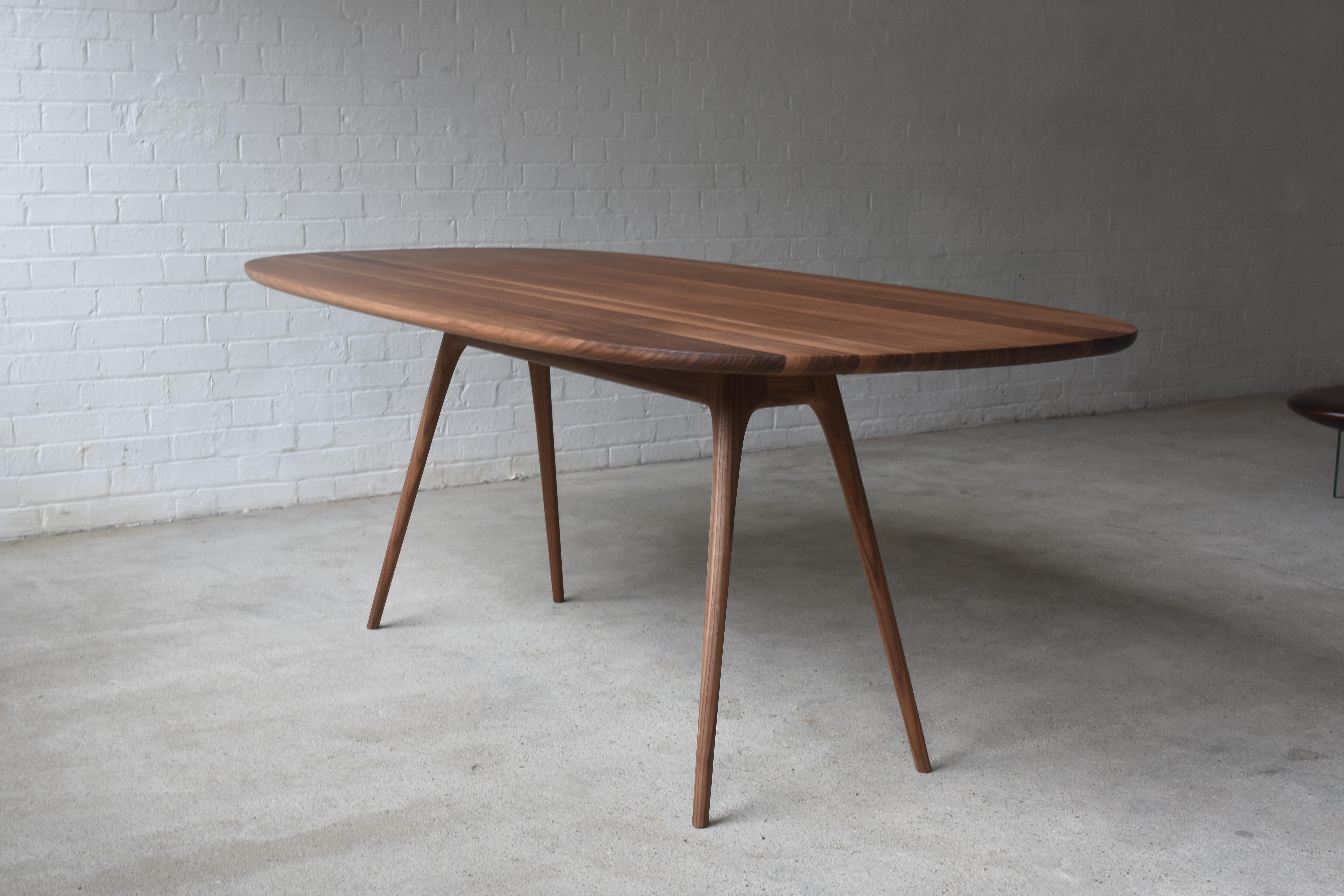 Alpha Table, Drop Leaf Dining Table, Solid Walnut, Made in Ratio In New Condition For Sale In London, GB