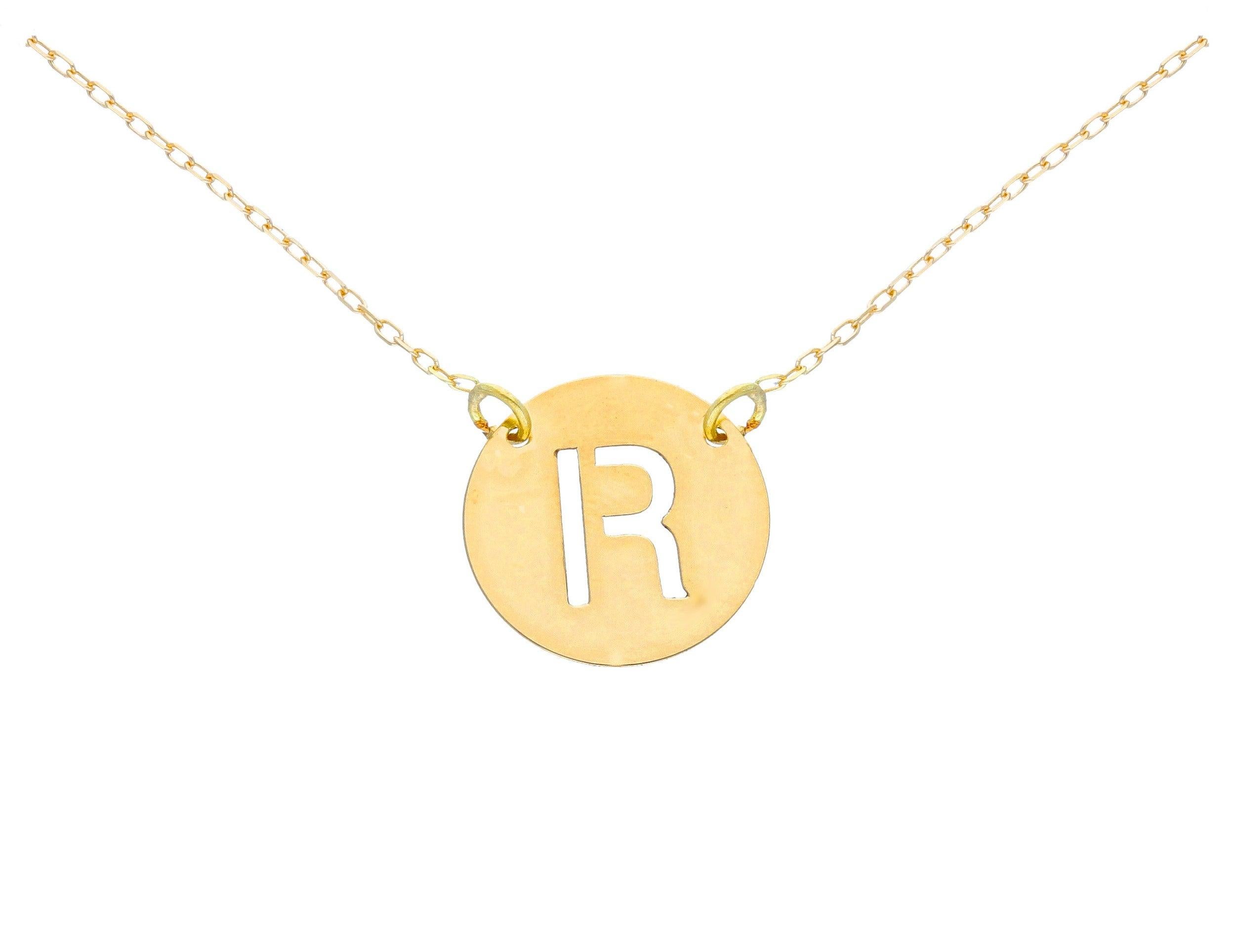 Pendentif chaîne en or 18 carats avec lettres en forme d'alphabétisme en vente 7