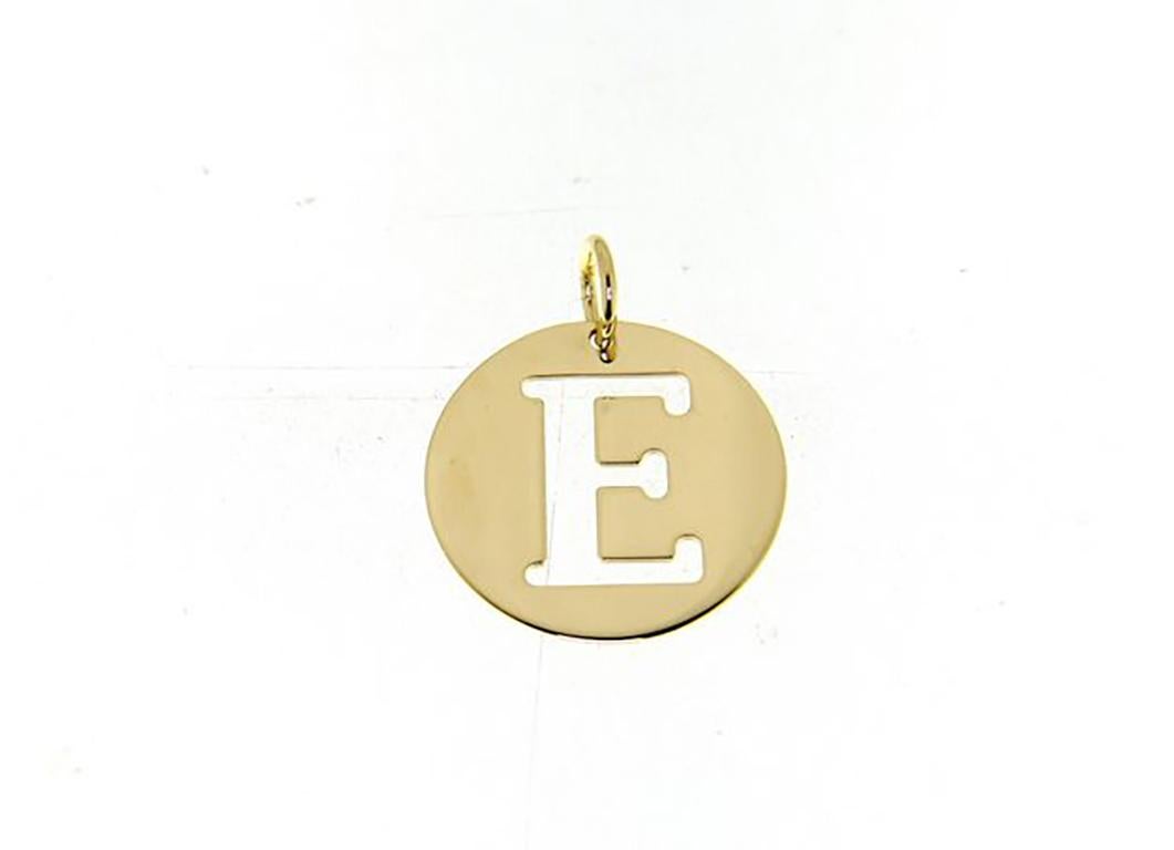 Contemporary Alphabet Letter B 18k Yellow Gold Chain Pendant For Sale