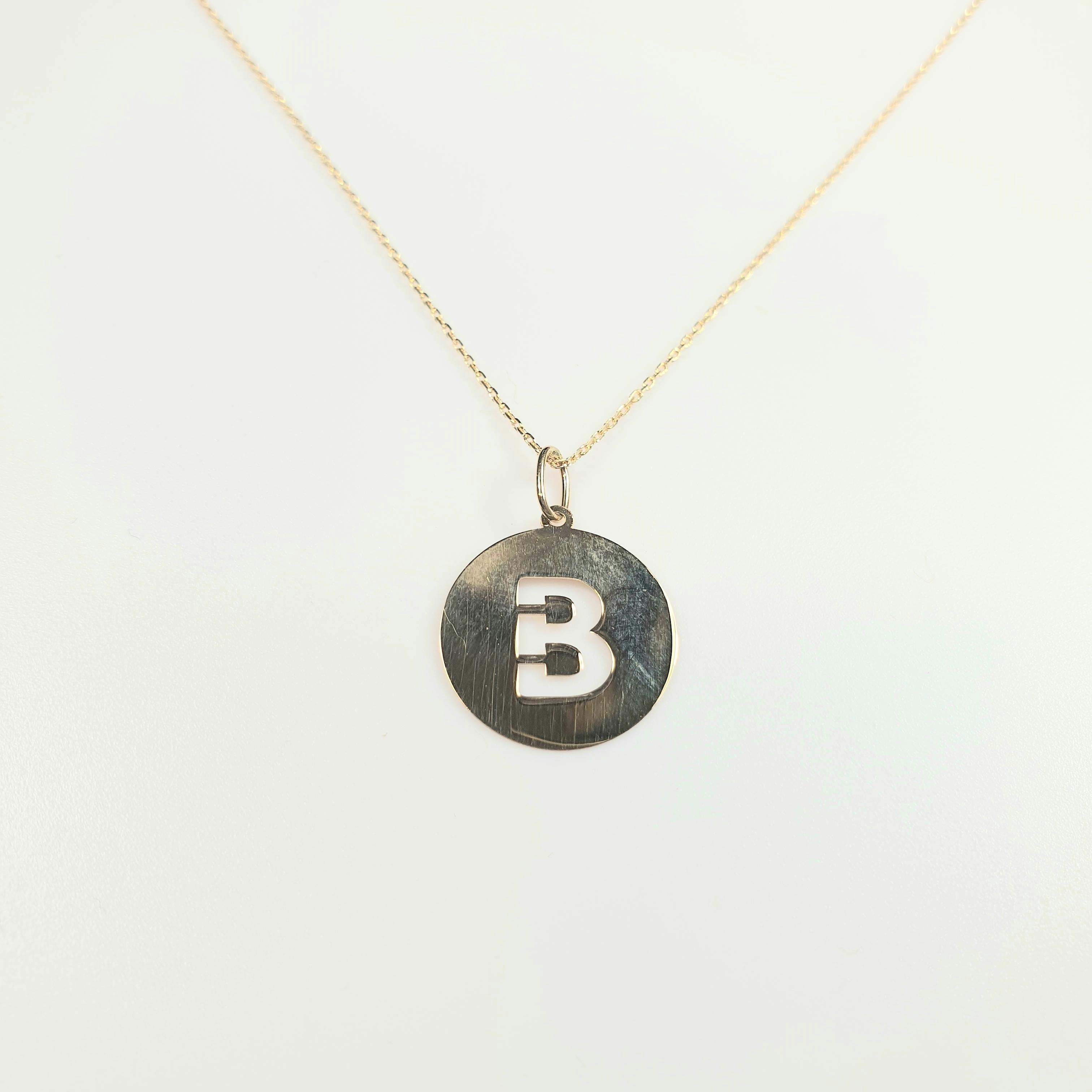 Women's or Men's Alphabet Token a Necklace 18 Karat Yellow Gold For Sale