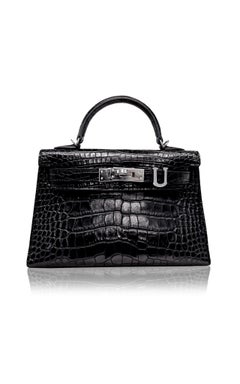 Alphabet 'U' Bag Bijoux with Natural Diamonds