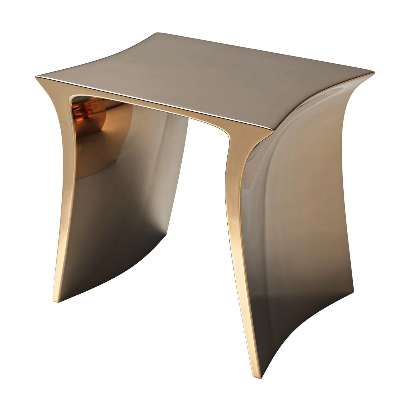 Turc Table d'appoint Alphacute en bronze, faite à la main, Istanbul en vente