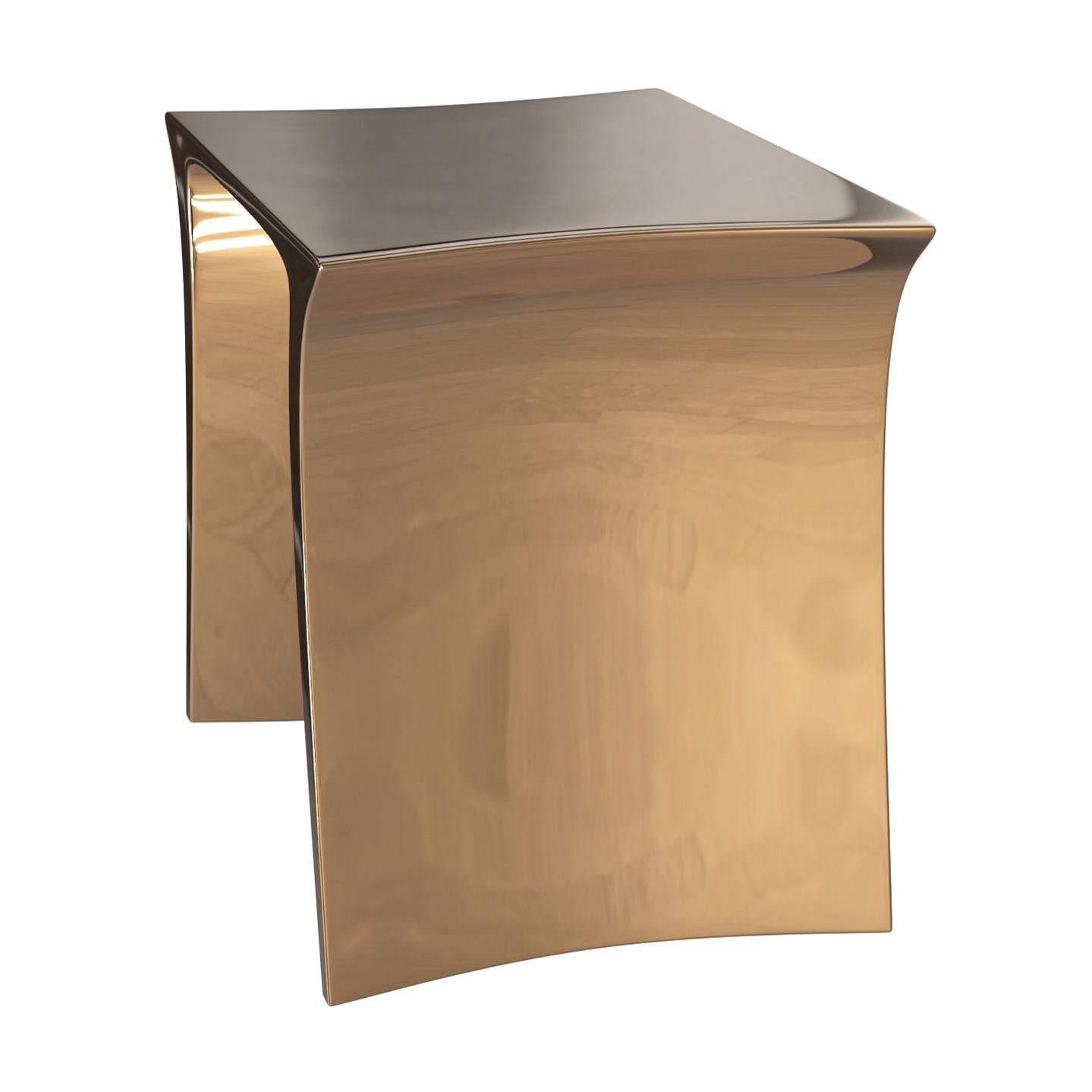 Fait main Table d'appoint Alphacute en bronze, faite à la main, Istanbul en vente