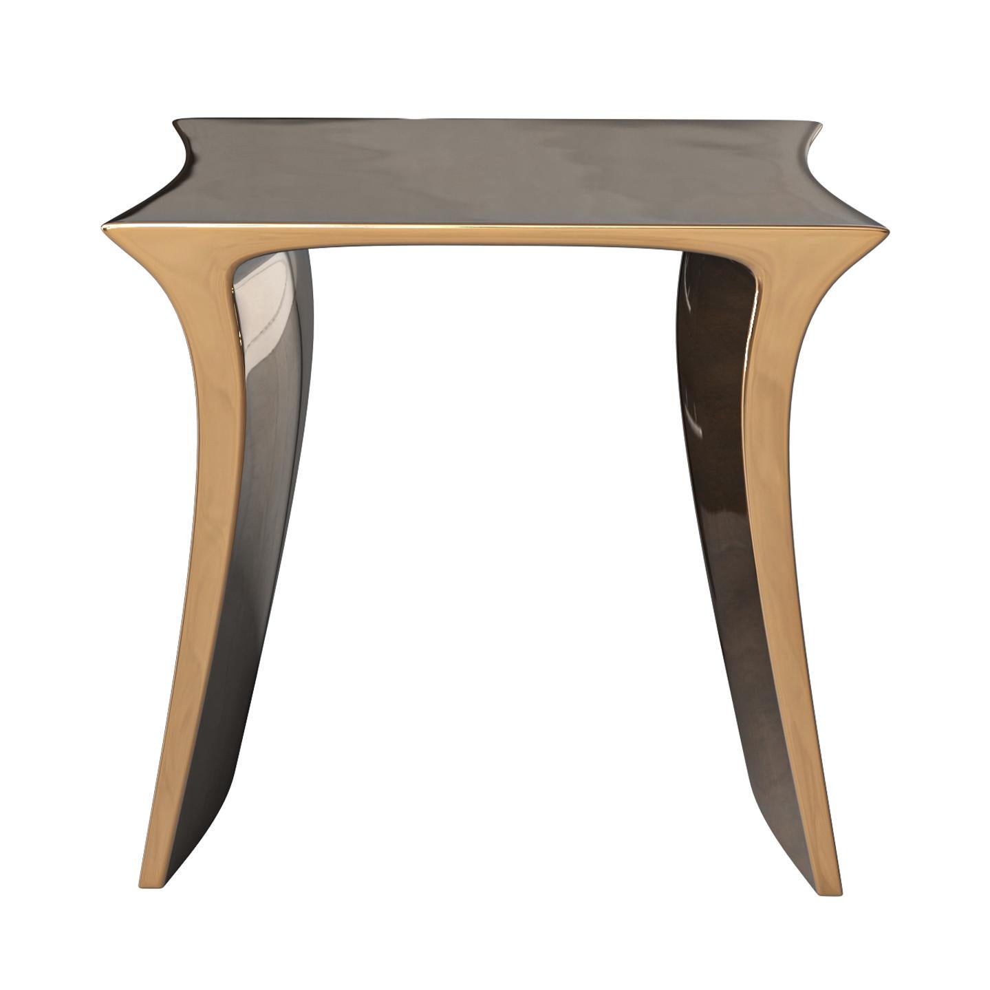 Bronze Table d'appoint Alphacute en bronze, faite à la main, Istanbul en vente