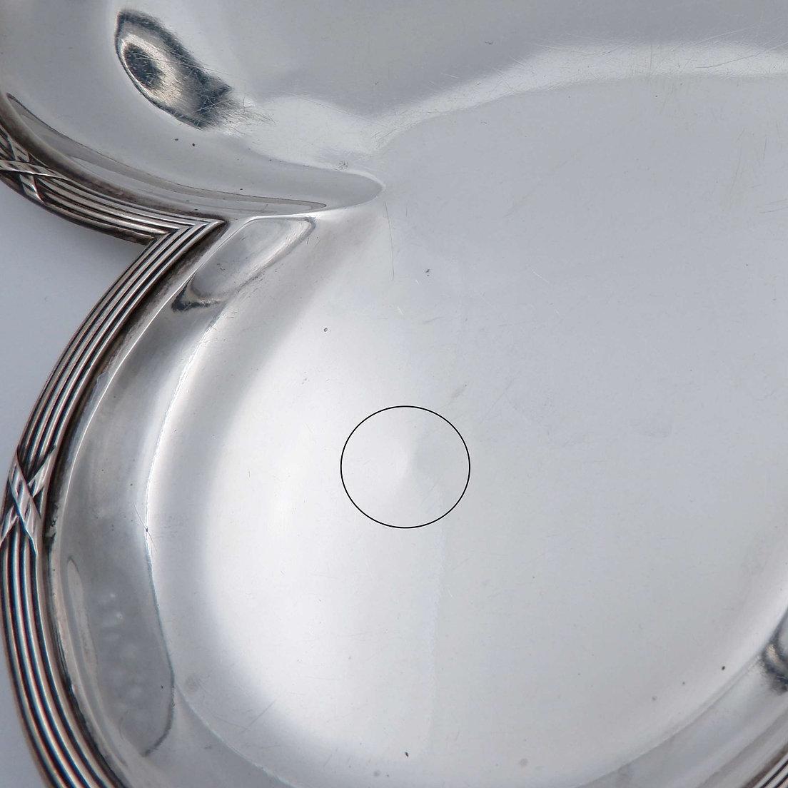 Alphonse Debain, maestro orfebre en París (1883-1911) - Bandeja trébol de plata en venta 5