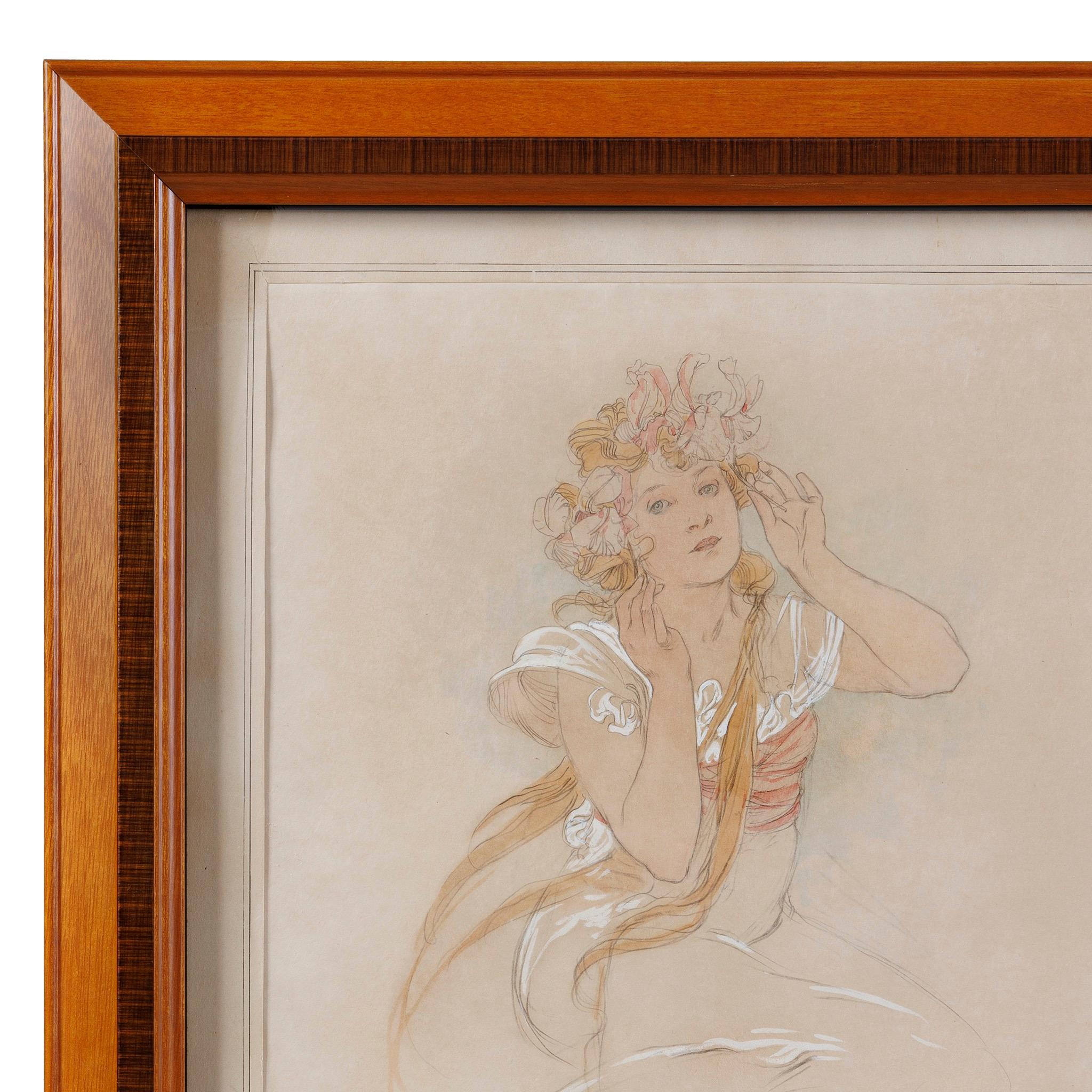 Questo squisito studio ad acquerello e gouache di La Femme aux Iris (Donna con Iris) raffigura una donna dai vivaci capelli rossi ornata da una corona di iris barbuti francesi. Il suo braccio sinistro viene catturato in pieno movimento mentre posa