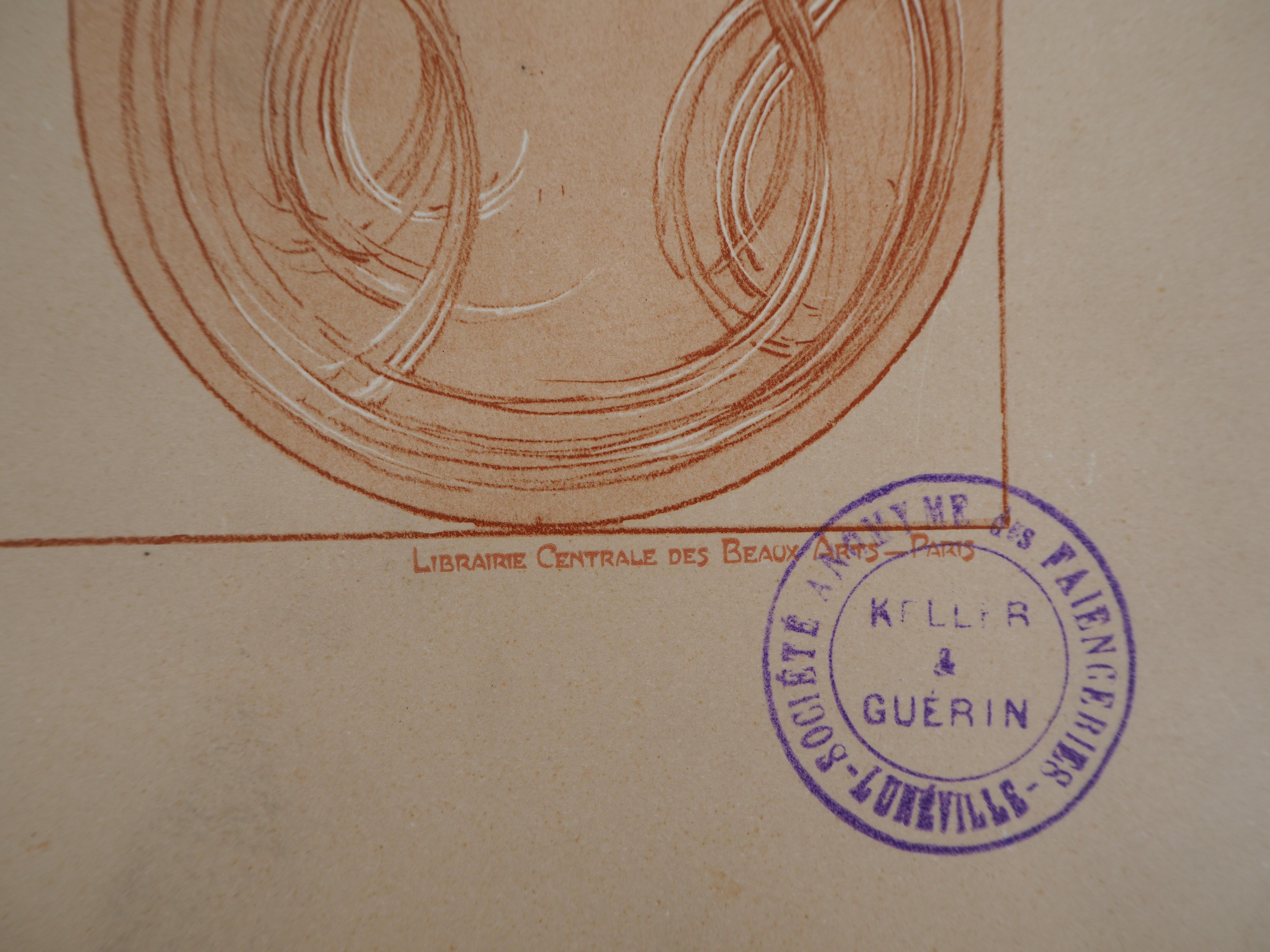 Alphonse MUCHA
Young Woman with a Bear 

Lithograph
Printed signature bottom left
On heavy paper 45.5 x 33 cm (c. 18 x 13 inch)
Plate n°11 of the portfolio Figures Decoratives published by La Librairie Centrale des Beaux-Arts, published in 1902.