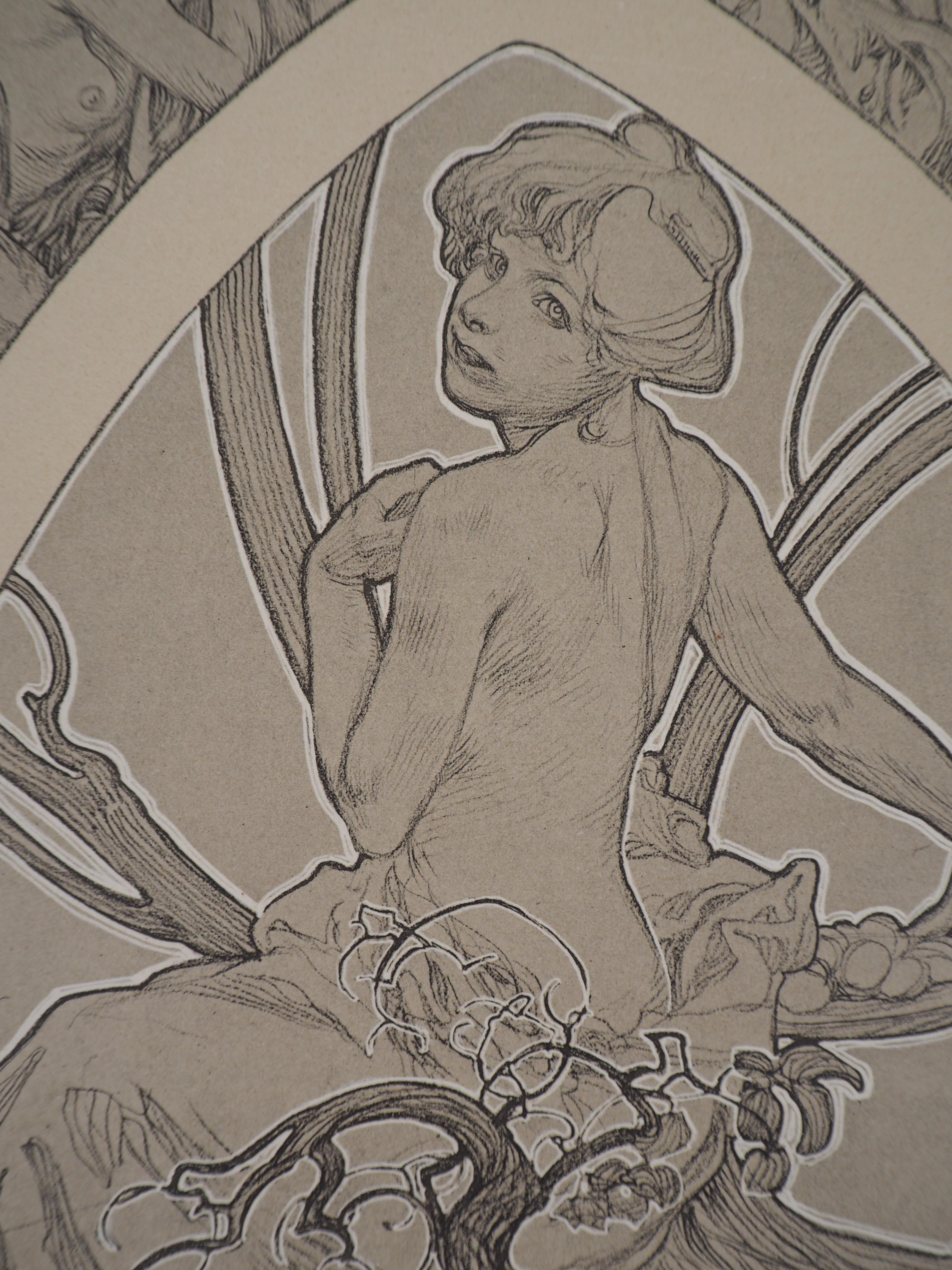 Alphonse MUCHA
Women in the Garden

Lithograph
Printed signature bottom left
On heavy paper 45.5 x 33 cm (c. 18 x 13 inch)
Plate n°1 of the portfolio Figures Decoratives published by La Librairie Centrale des Beaux-Arts, published in 1902. Bearing