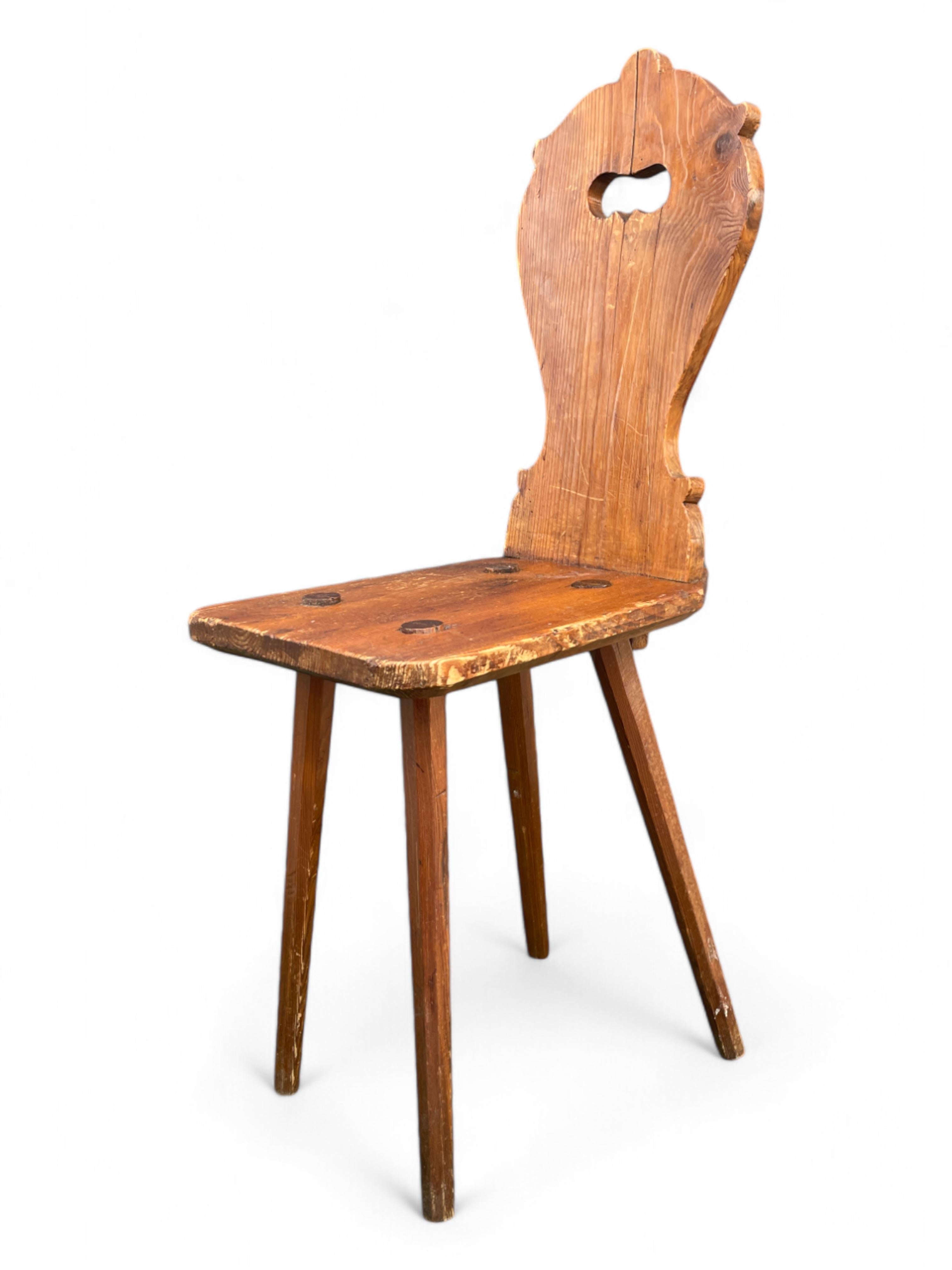 Alpine Stuhl aus Tannenholz im Angebot 2