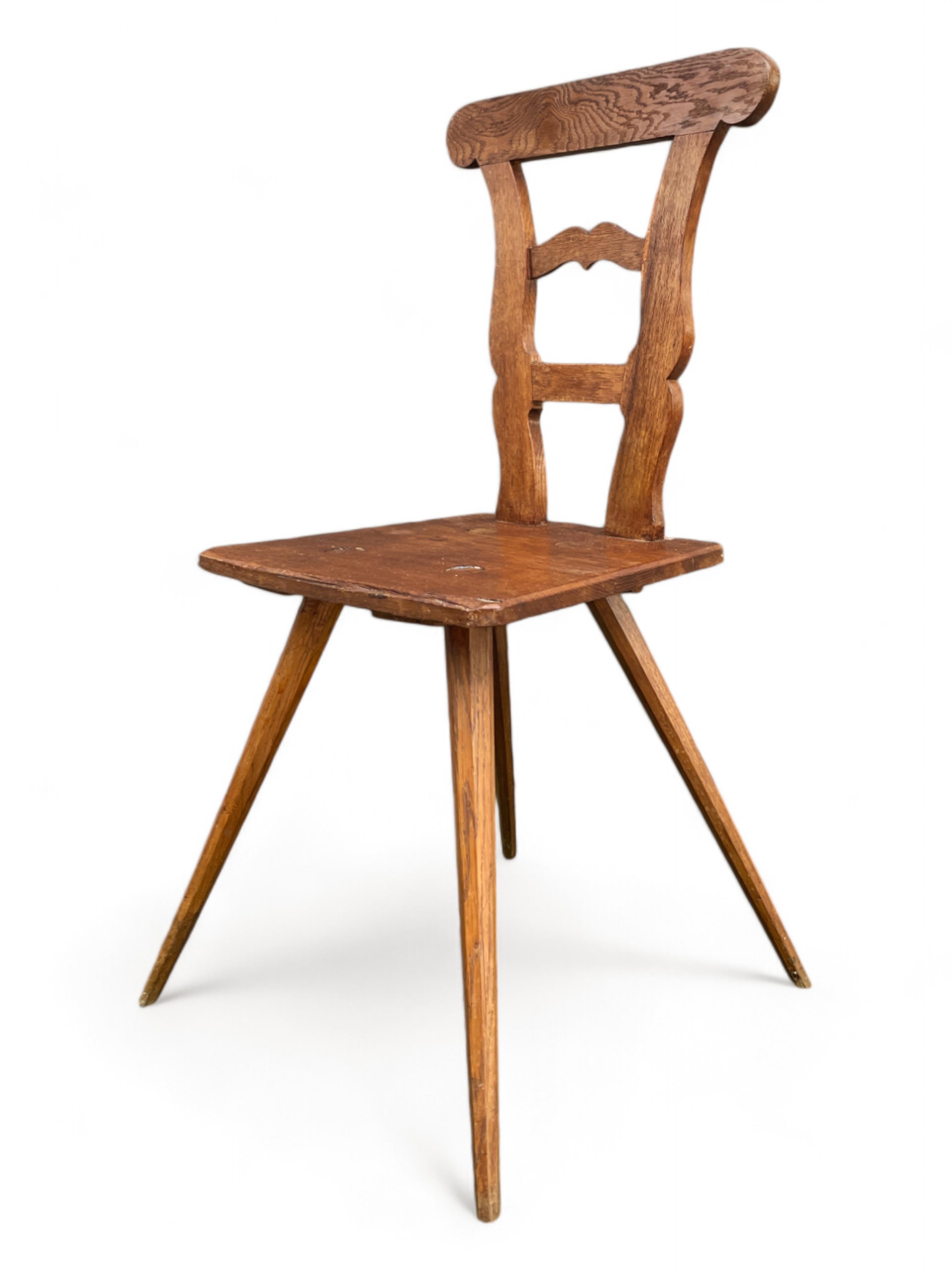 Alpine Stuhl aus Eichenholz im Angebot 2