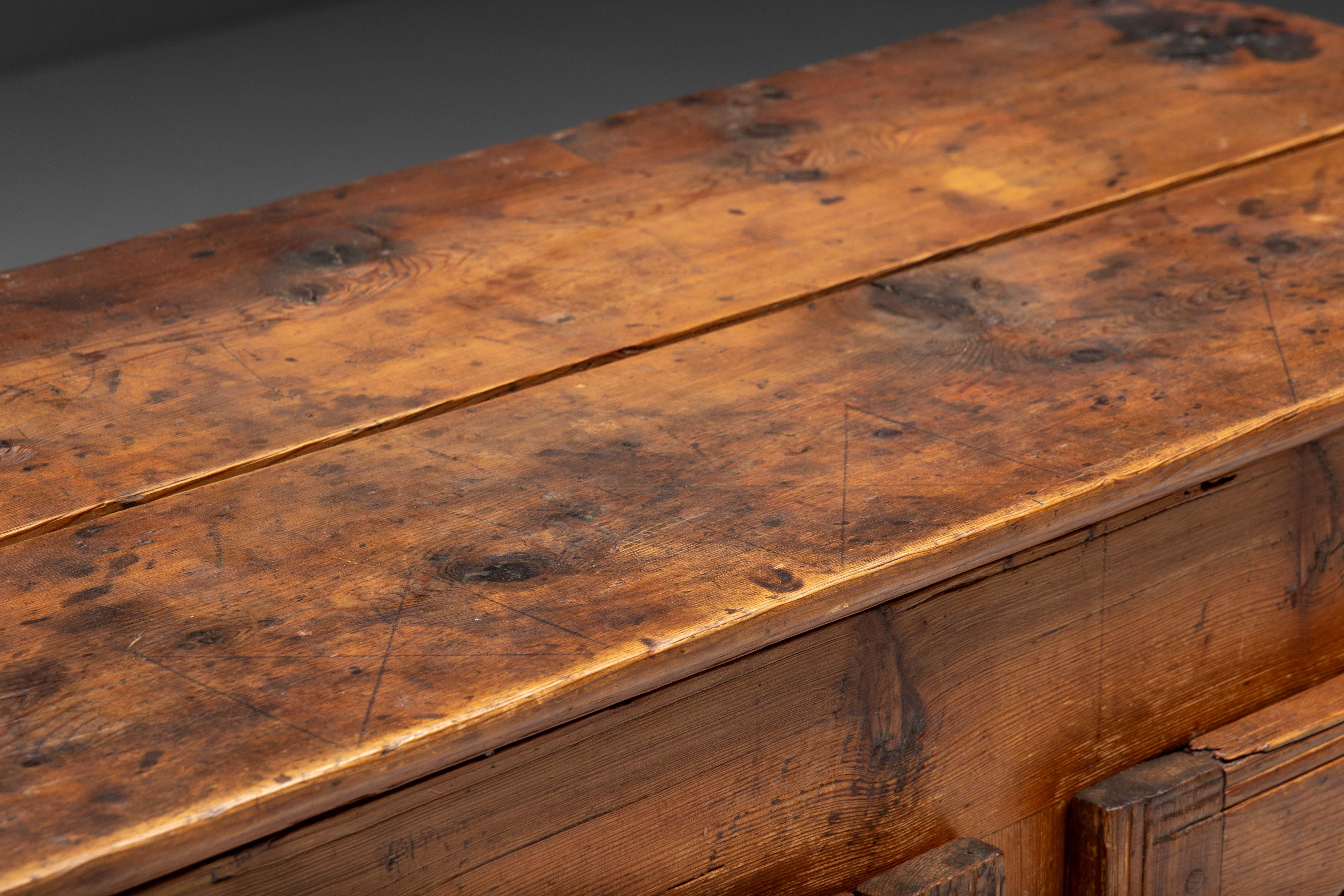 Alpine Cheese Drying Cabinet or Tommière, France, 19th Century For Sale 7