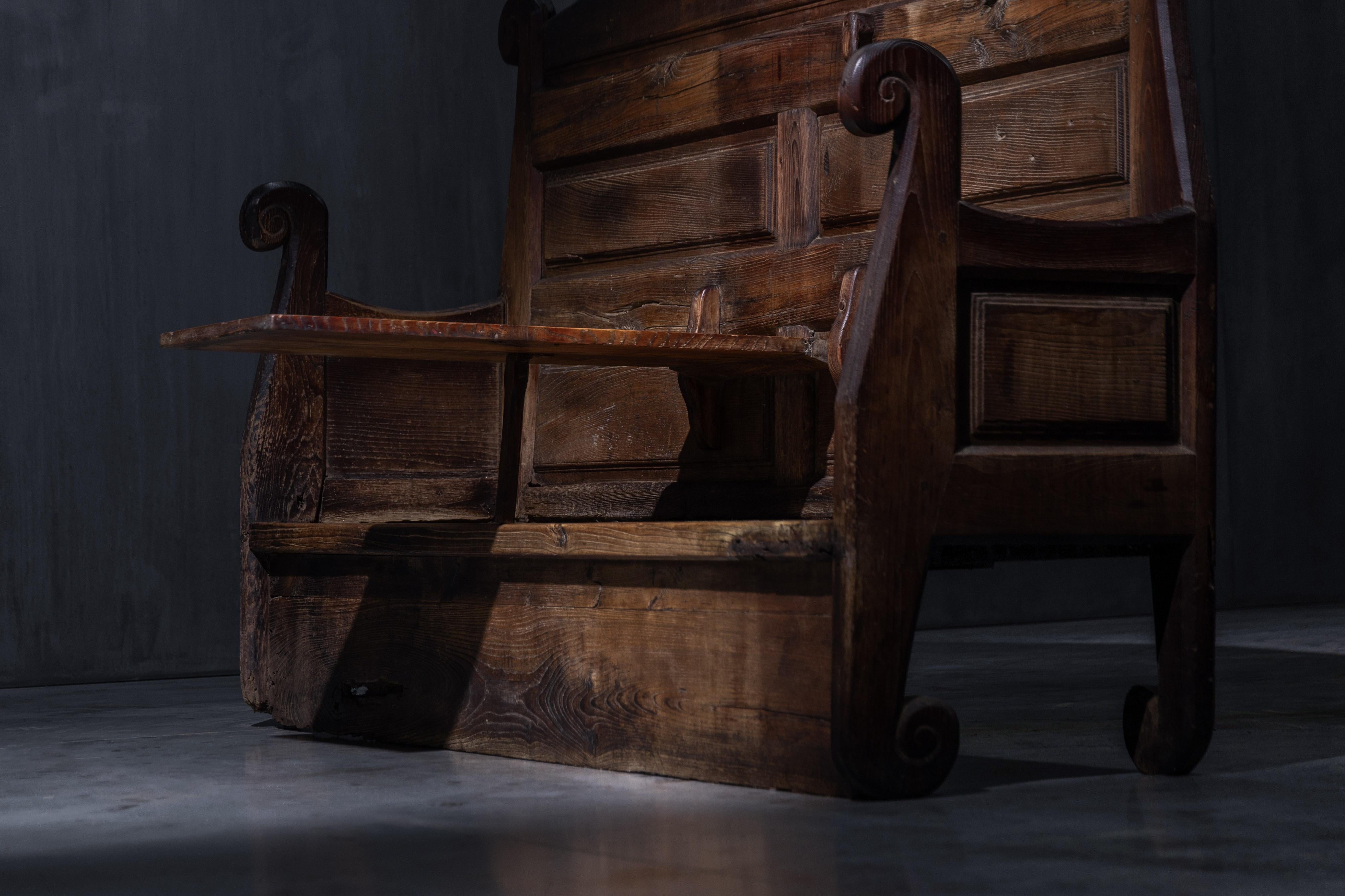 XIXe siècle Banc monastère alpine avec table pliante, France, 19ème siècle en vente