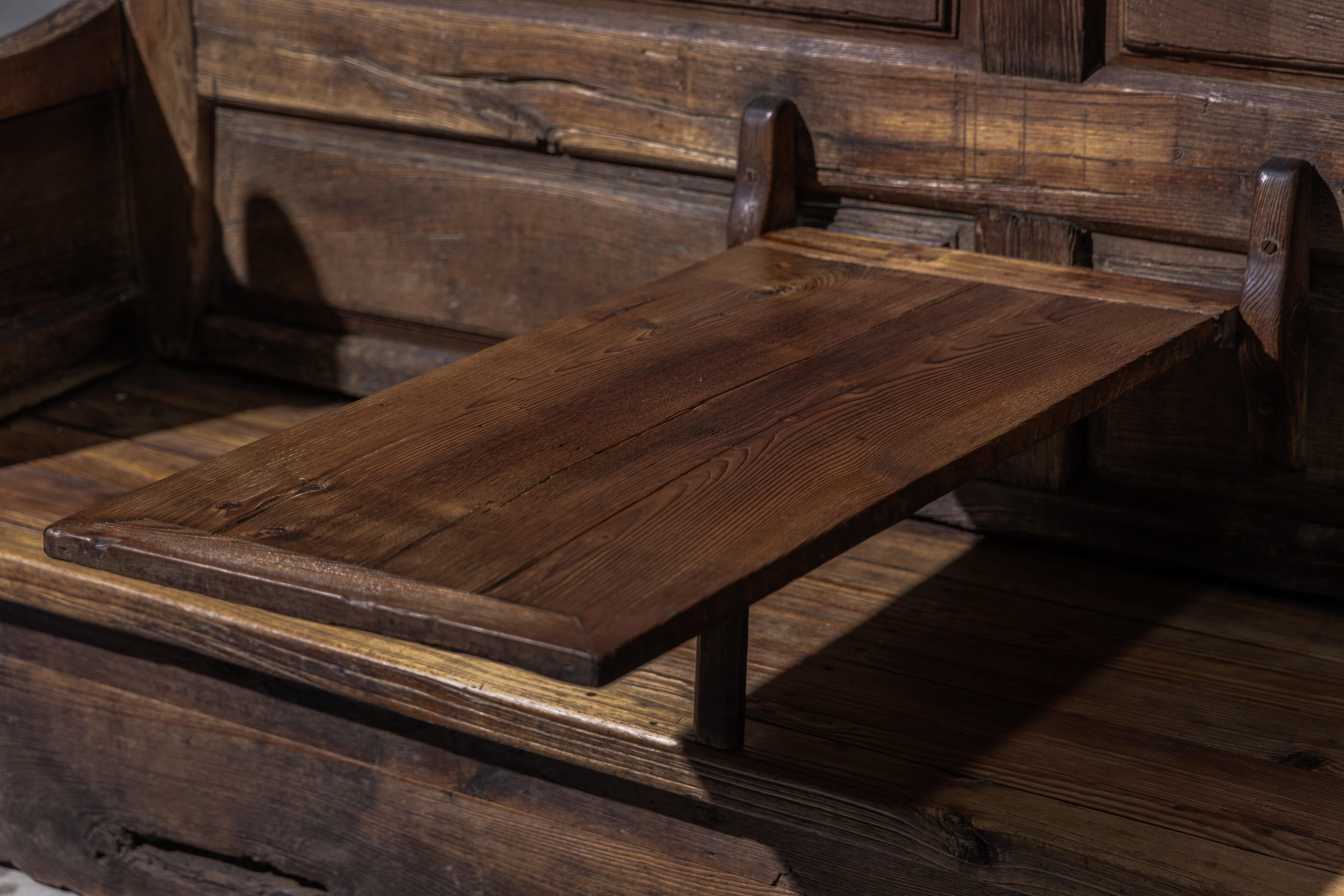 Banc monastère alpine avec table pliante, France, 19ème siècle en vente 2