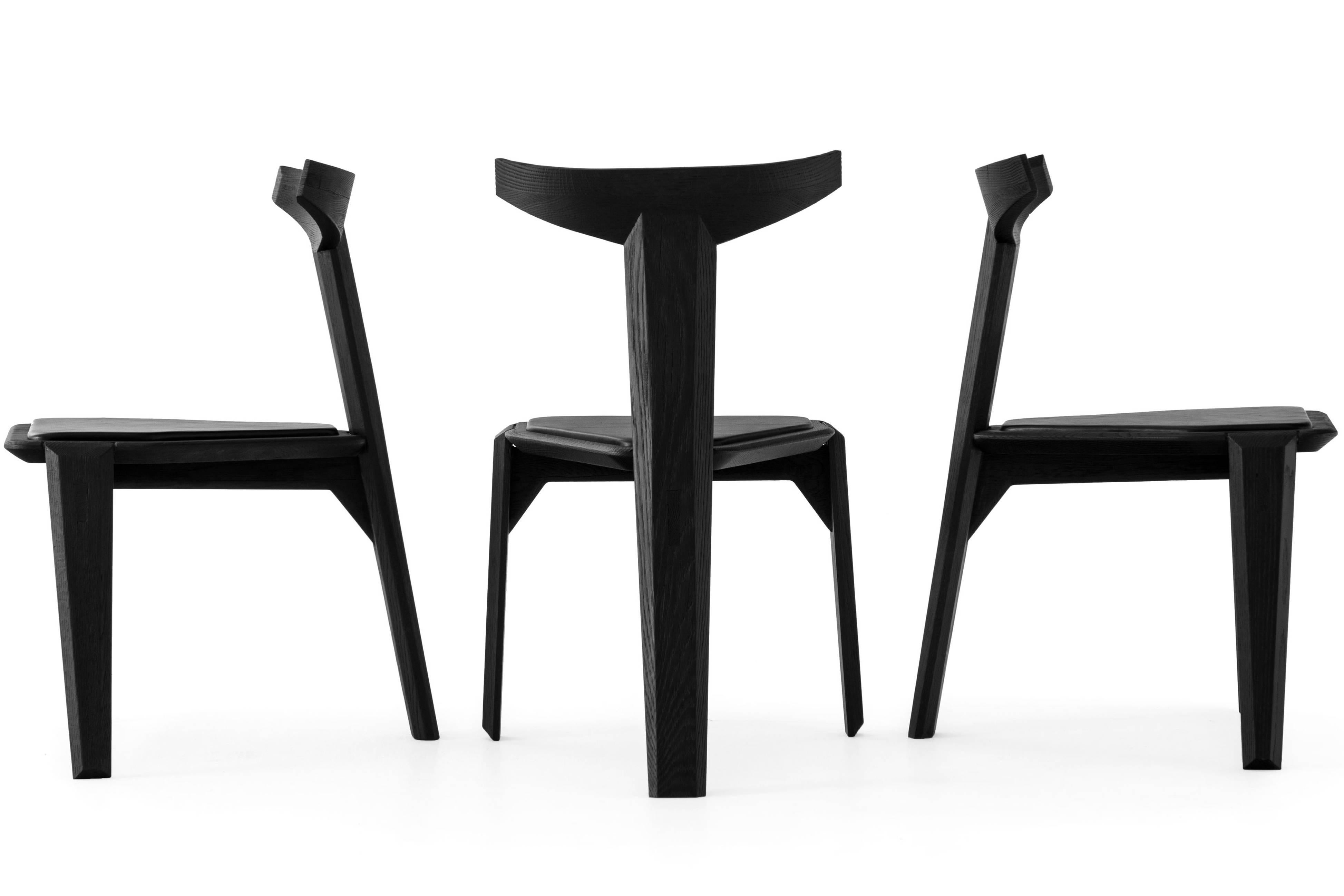 Hand-Crafted Ceniza Chair in Oak, Hand Carved, Alquimia Collection by Ewe Studio For Sale