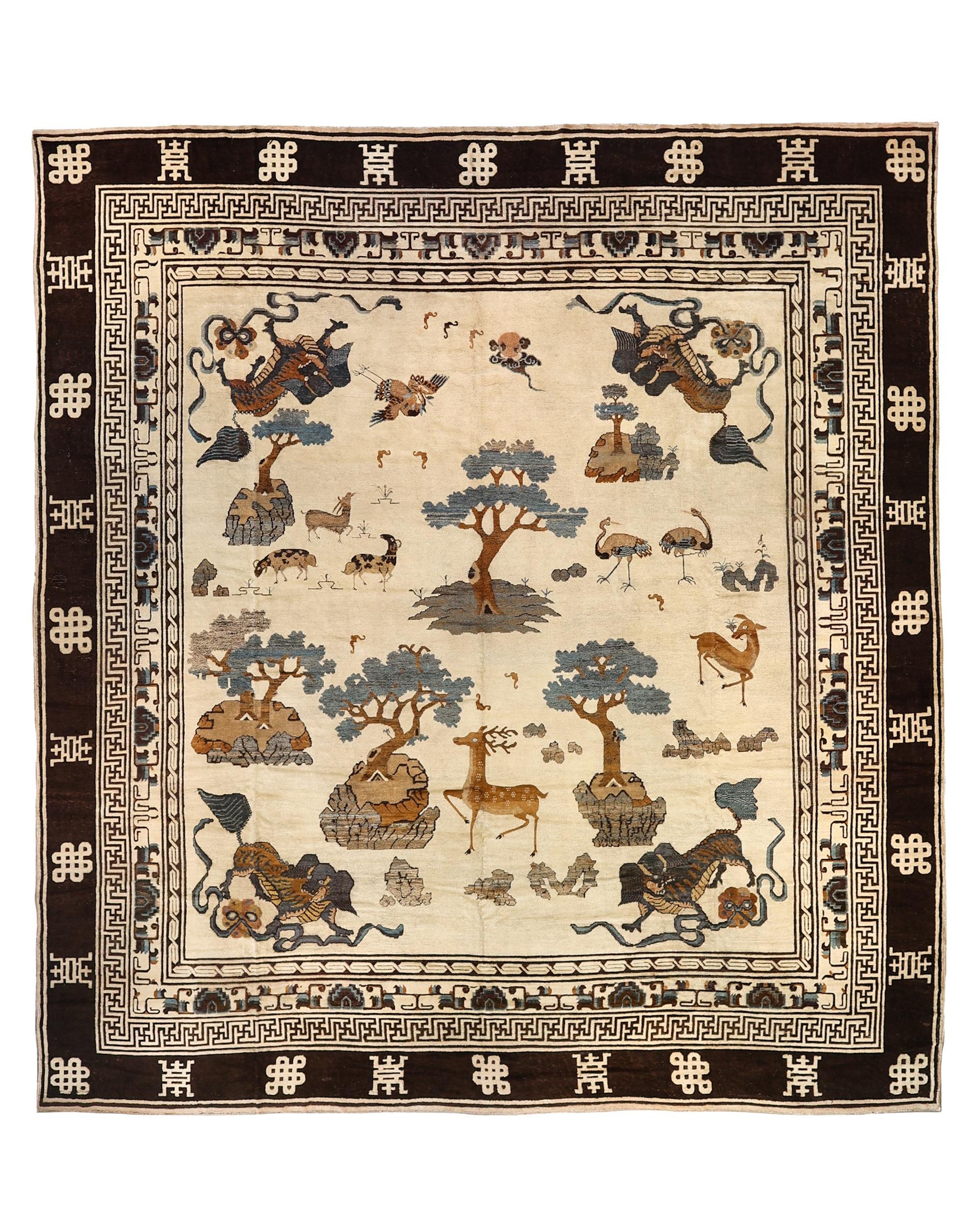 Alriz collection Room Sized Mongolian Ningxia rug 19th century For Sale