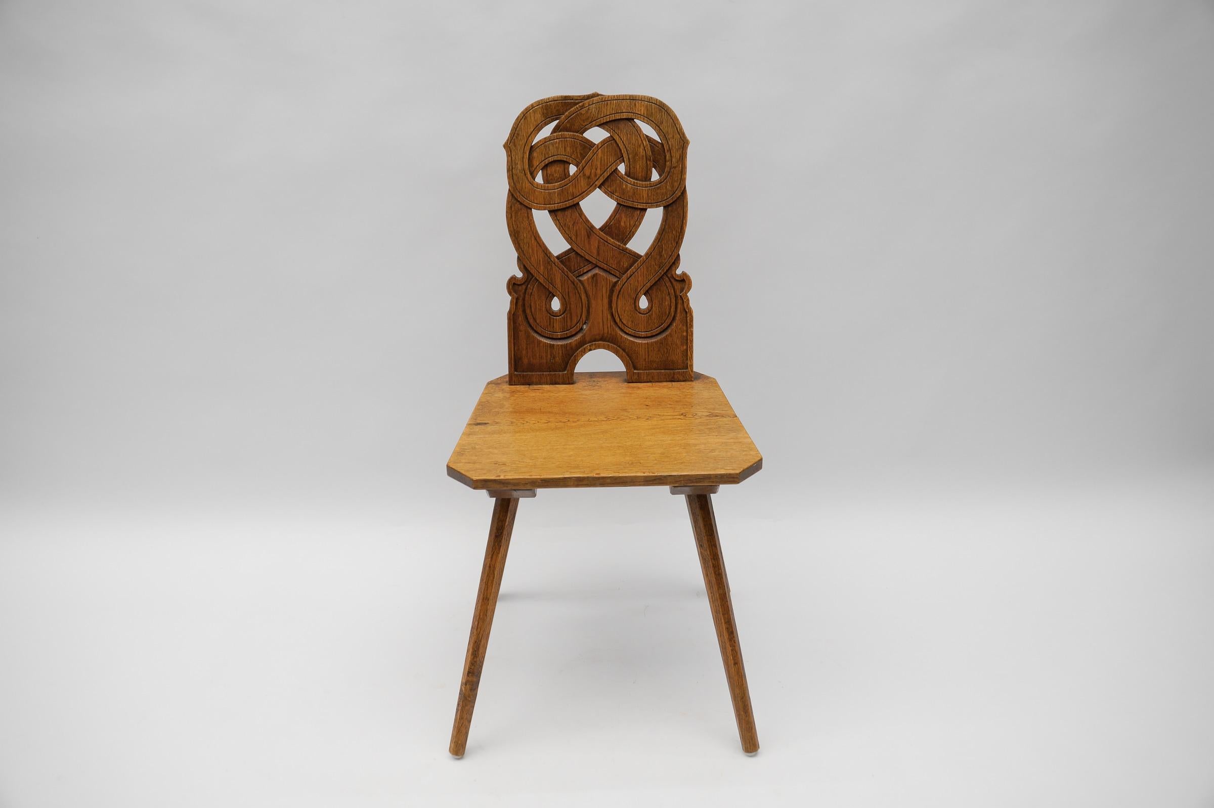 Mid-20th Century Alsatian chair with interlacing pattern on the back, France 1930s For Sale