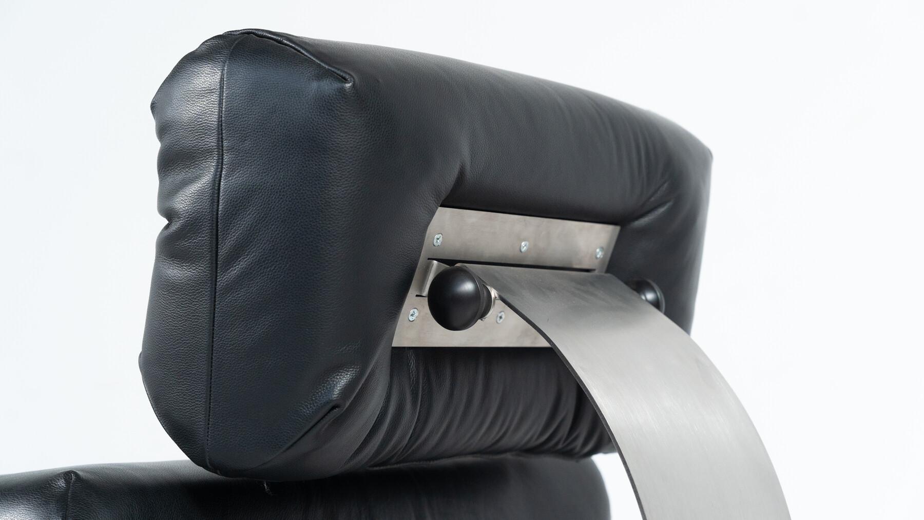 Loungesessel und Ottomane „Alta“ von Oscar Niemeyer für Mobilier International 8