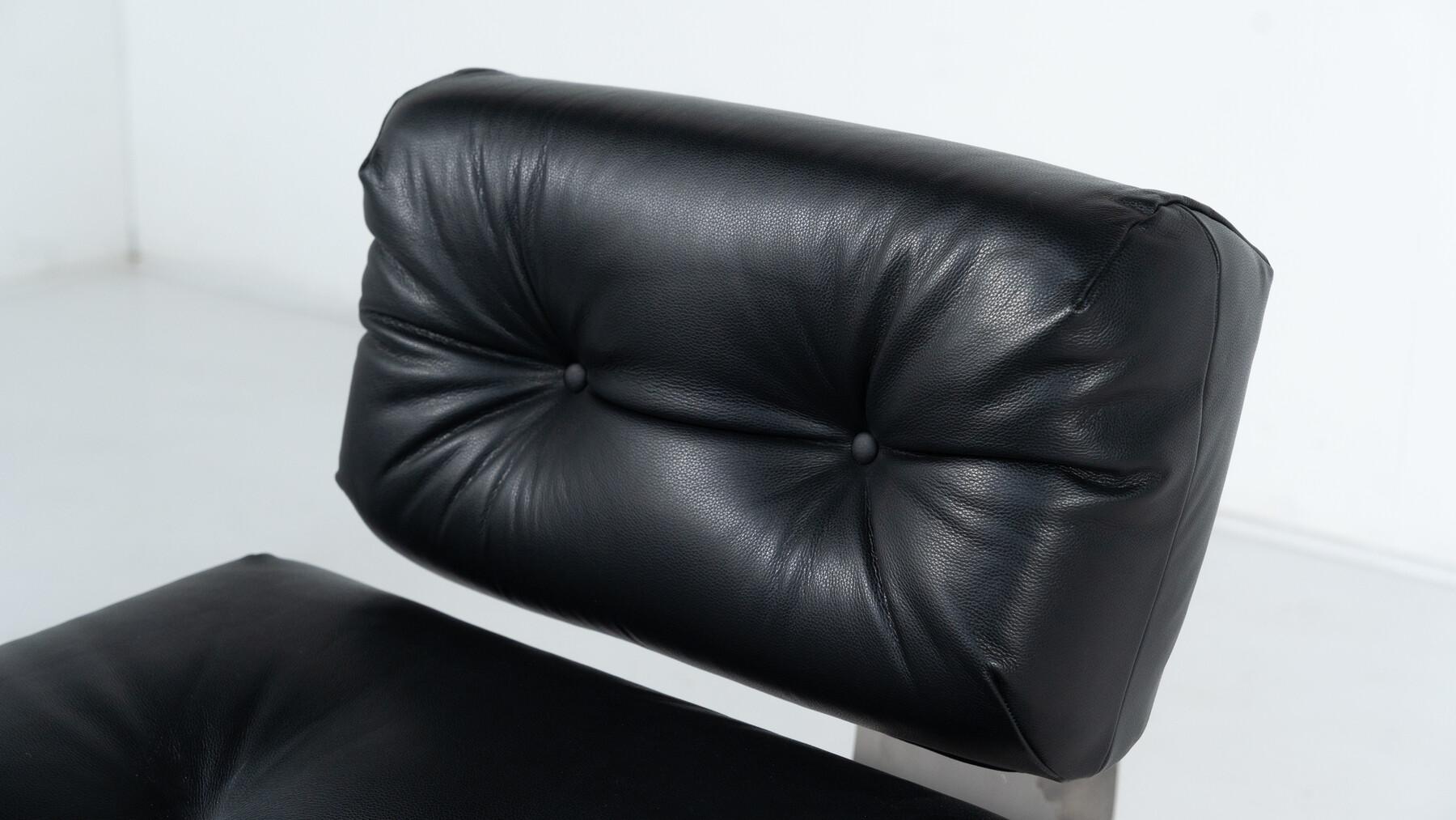 Loungesessel und Ottomane „Alta“ von Oscar Niemeyer für Mobilier International 10