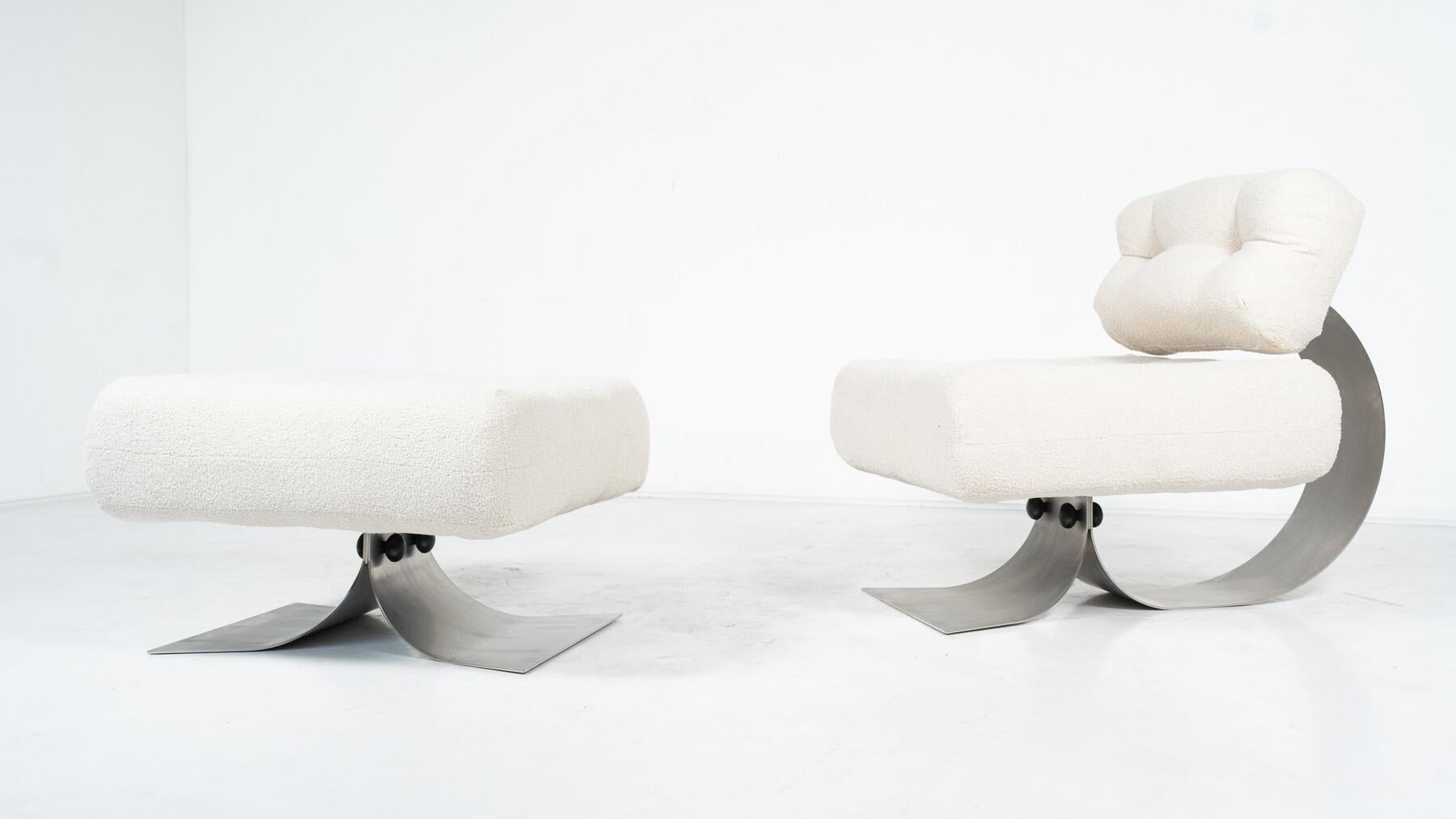 Loungesessel und Ottomane „Alta“ von Oscar Niemeyer für Mobilier International (Brasilianisch)