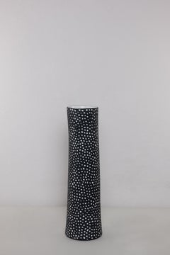 ALTA vase, handmade porcelain contemporary black and white vase