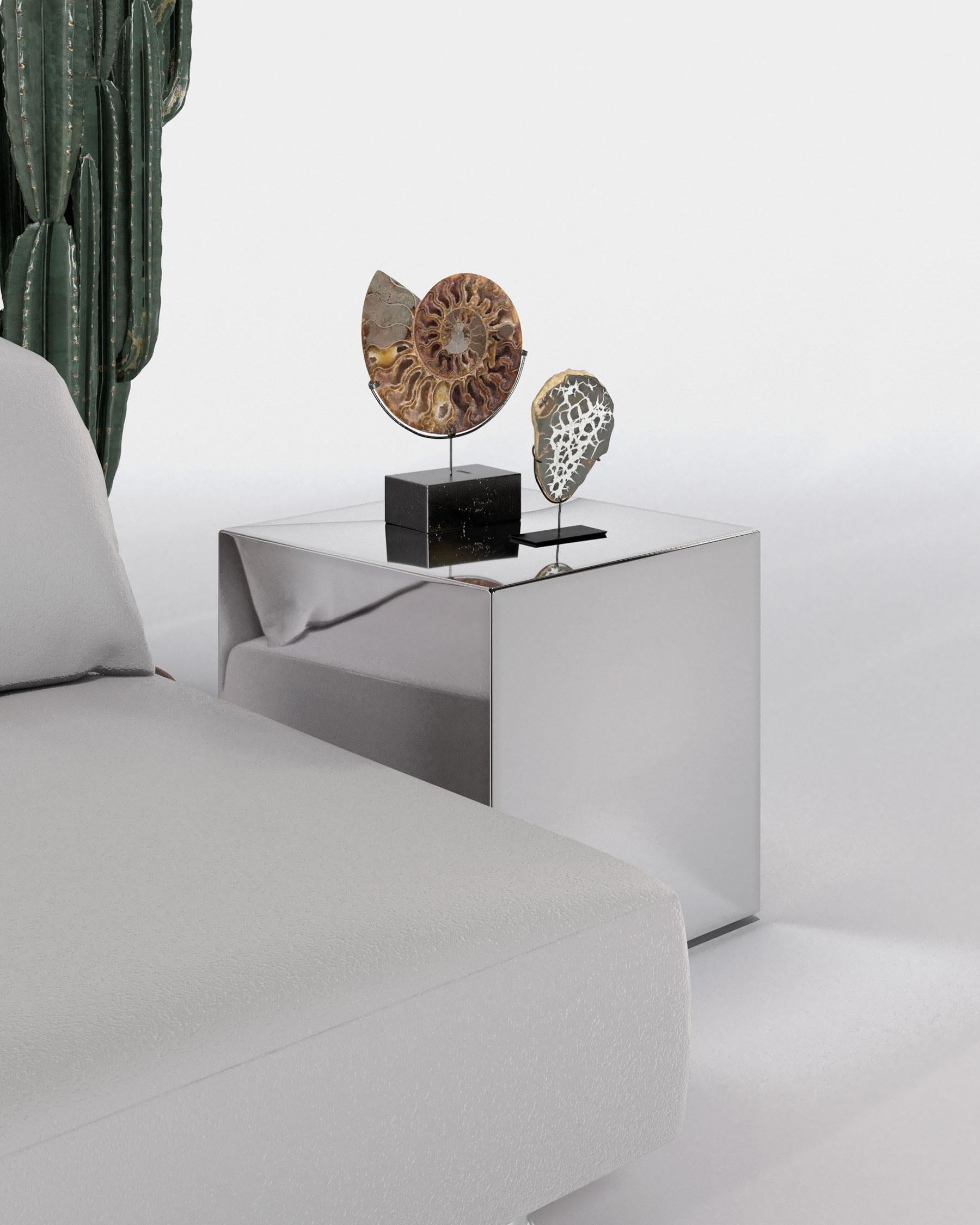 Postmoderne Table d'appoint Altadena par Ehécatl Moreno en vente