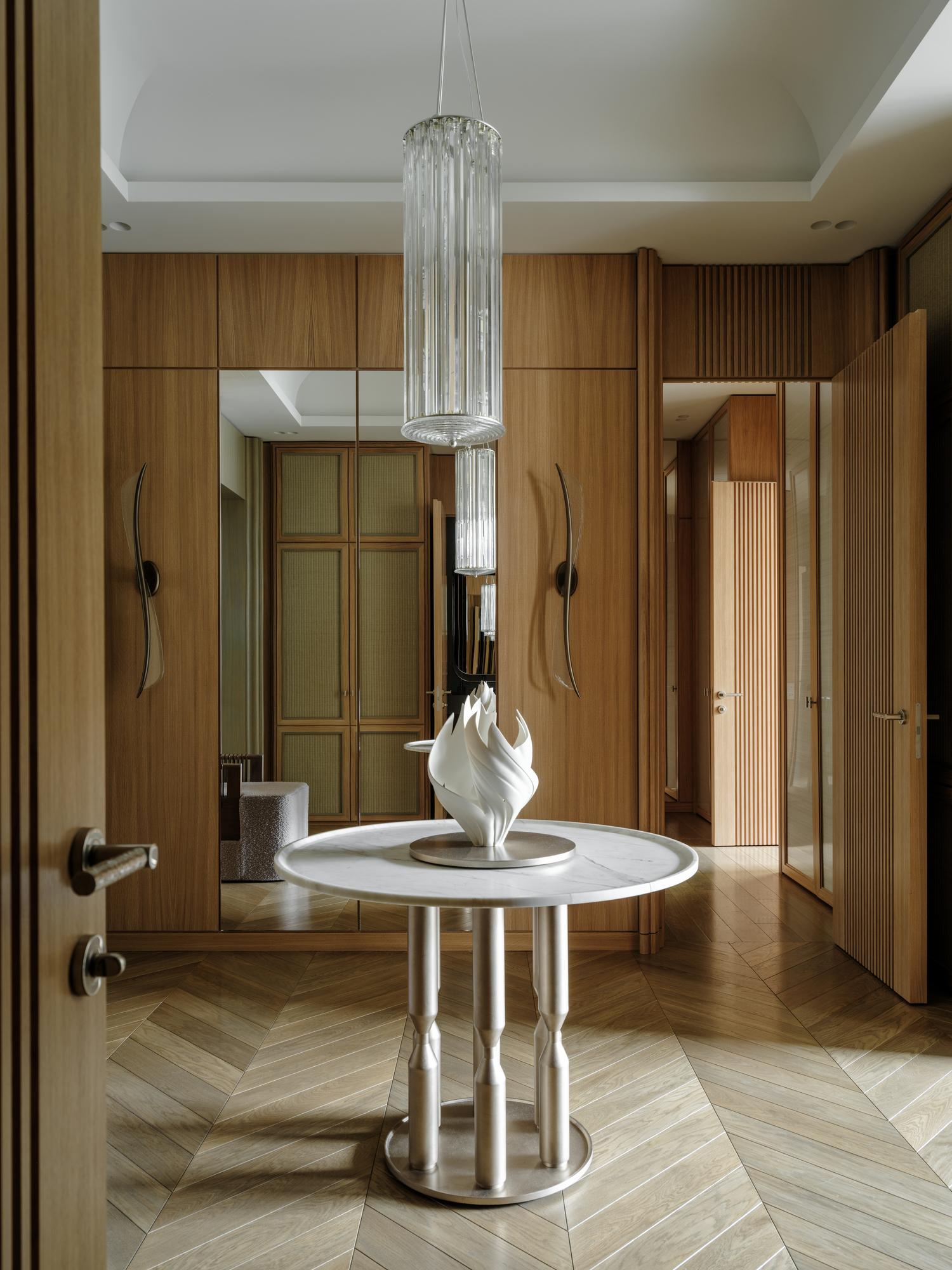 European Altair I Modern Chandelier for Office and Lobby Interiors For Sale