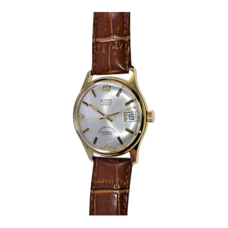 Altair New Old Stock Gold Filled Automatic Wristwatch from 1960's In Excellent Condition For Sale In Long Beach, CA