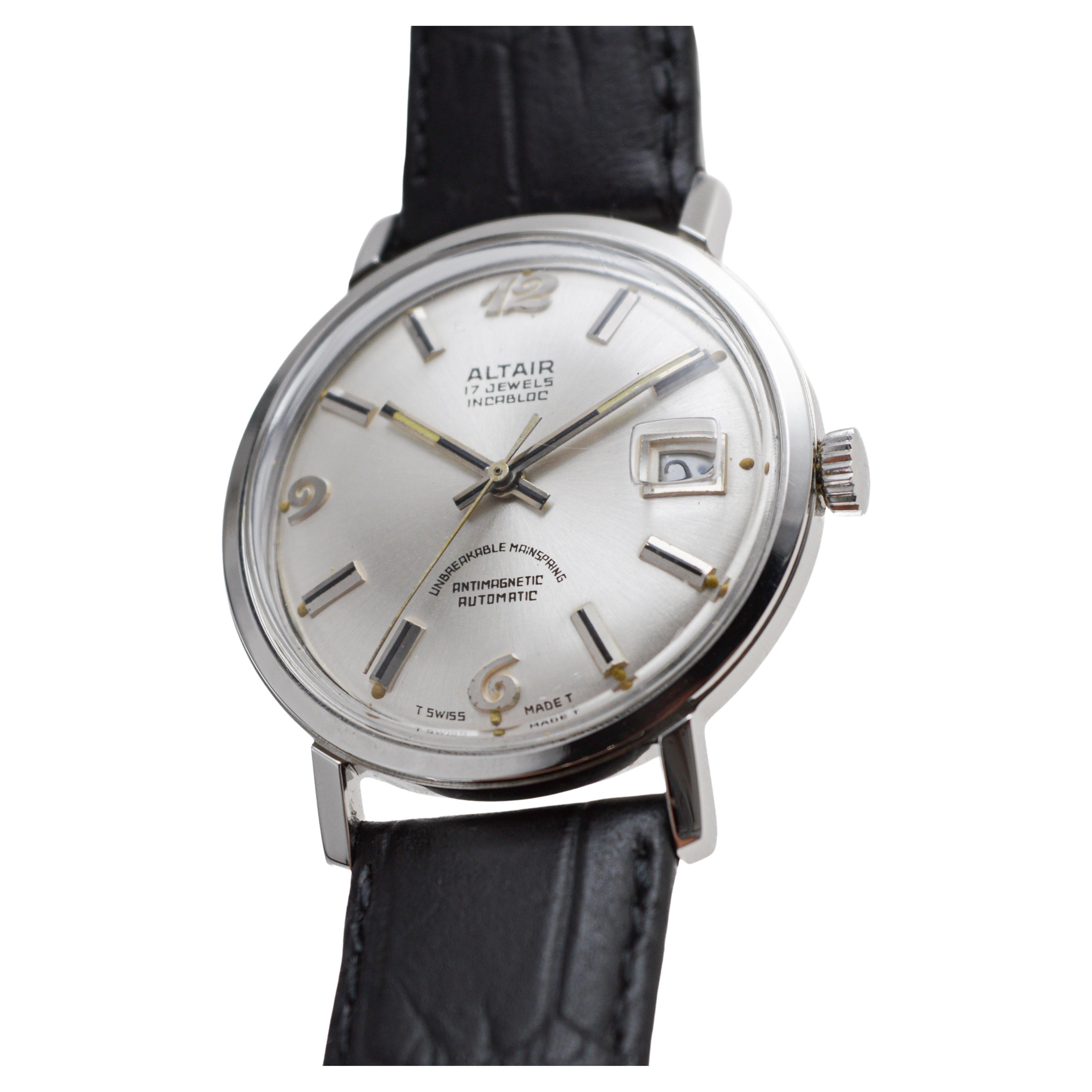 Altair Stainless Steel New, Old Stock Automatic Watch from 1950's or 60's In Excellent Condition For Sale In Long Beach, CA
