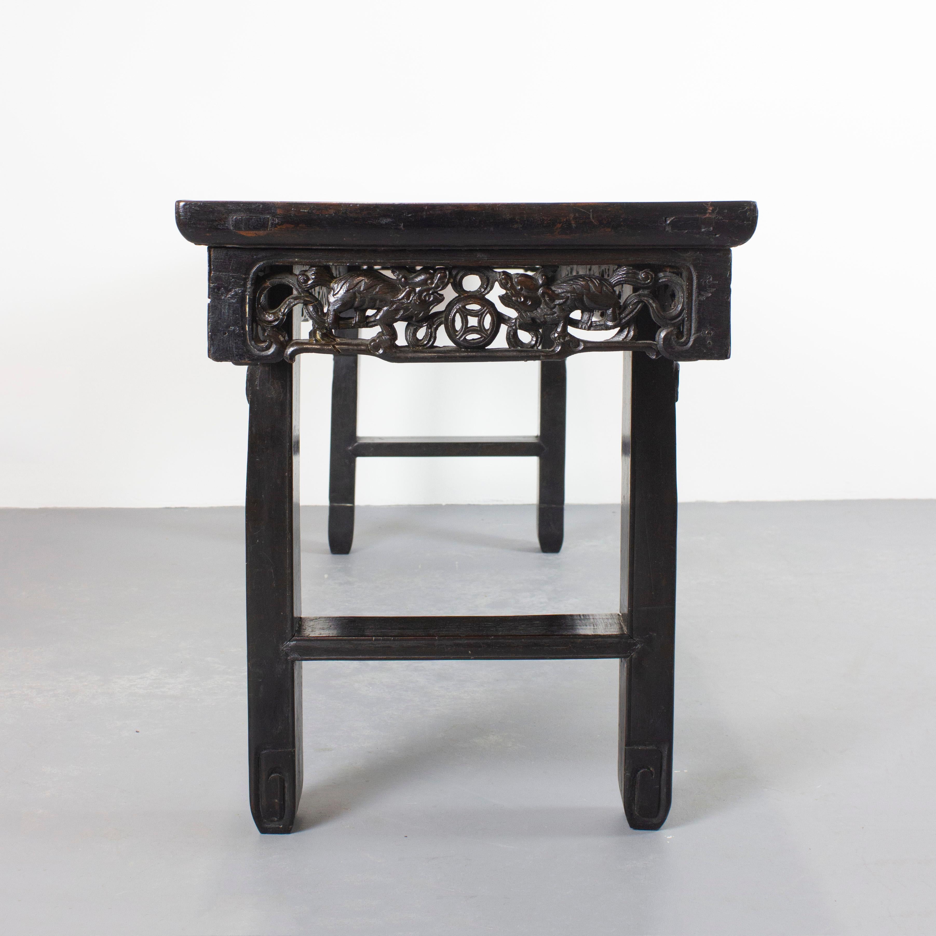 Chinese Altar bench in black lacquered woodQing dynasty - China - 19th century For Sale