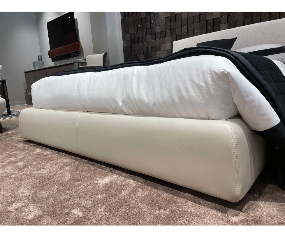 Modern Altea Queen Bed Giorgetti Designed By Carlo Colombo w/ Leather & Fabric