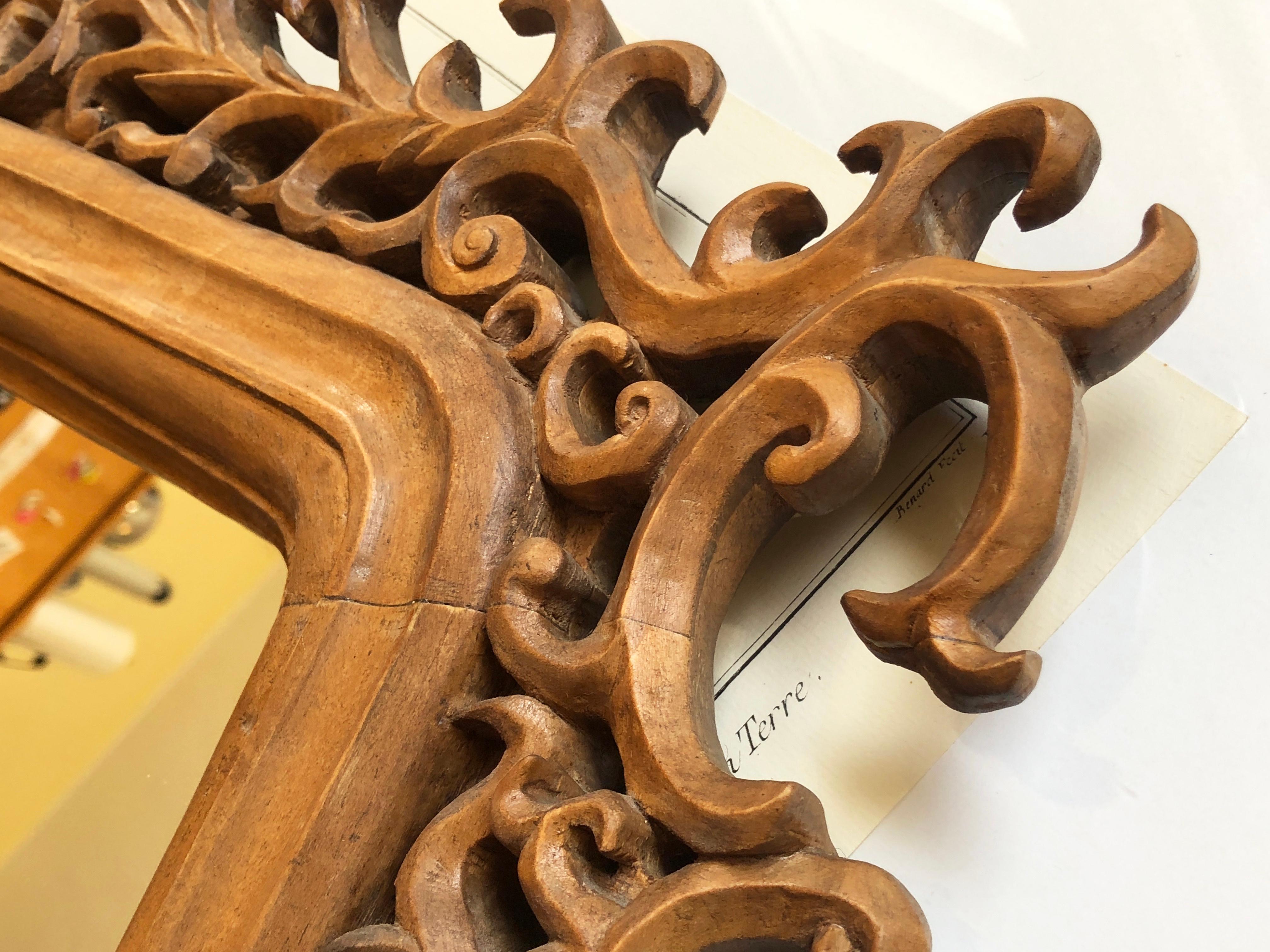 Antique Mirror Baroque Rokoko Style, Hand Carved Natural Wood, Italy  en vente 4