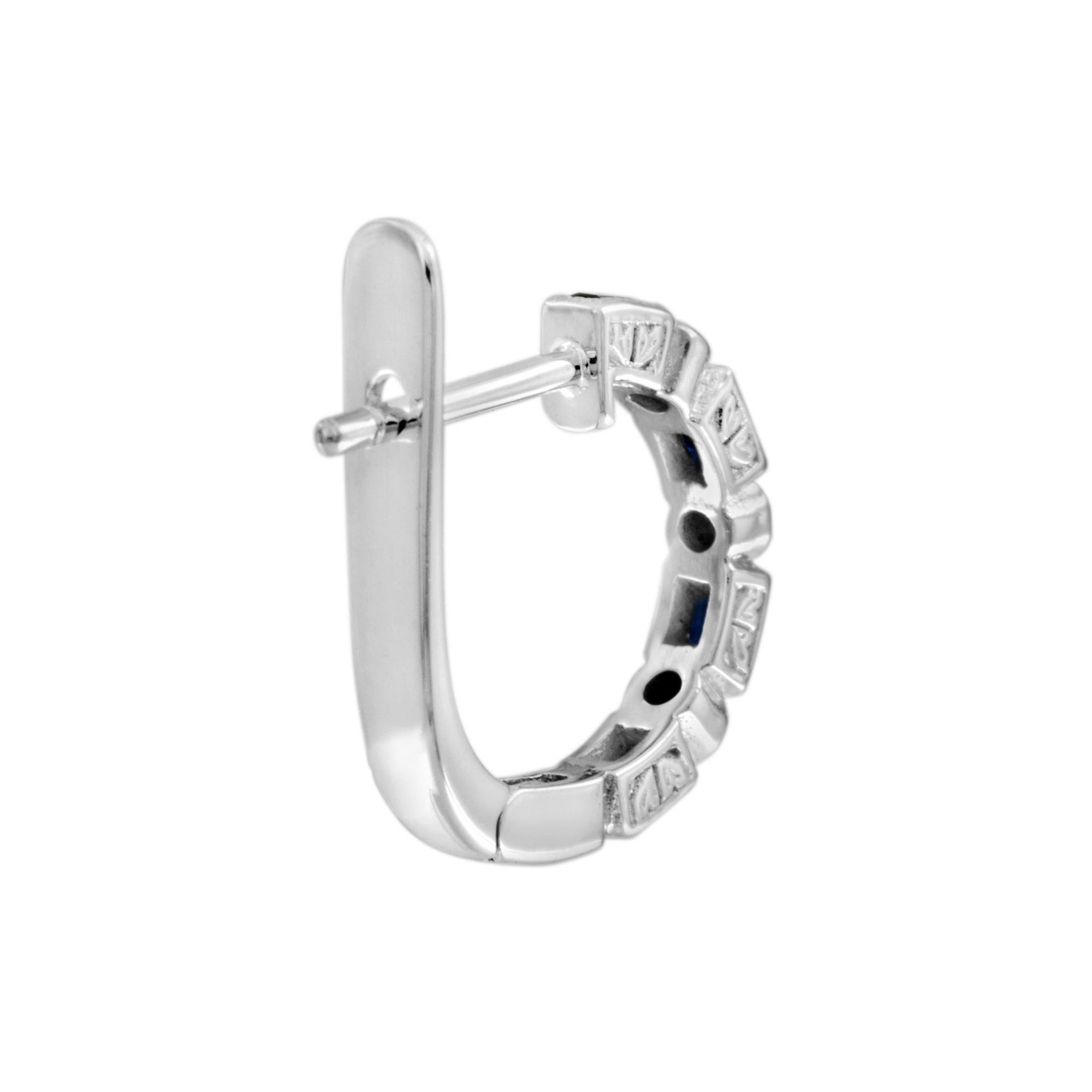 Art Déco Alternate Baguette Blue Sapphire & Round Diamond Huggie White Gold Earrings in vendita