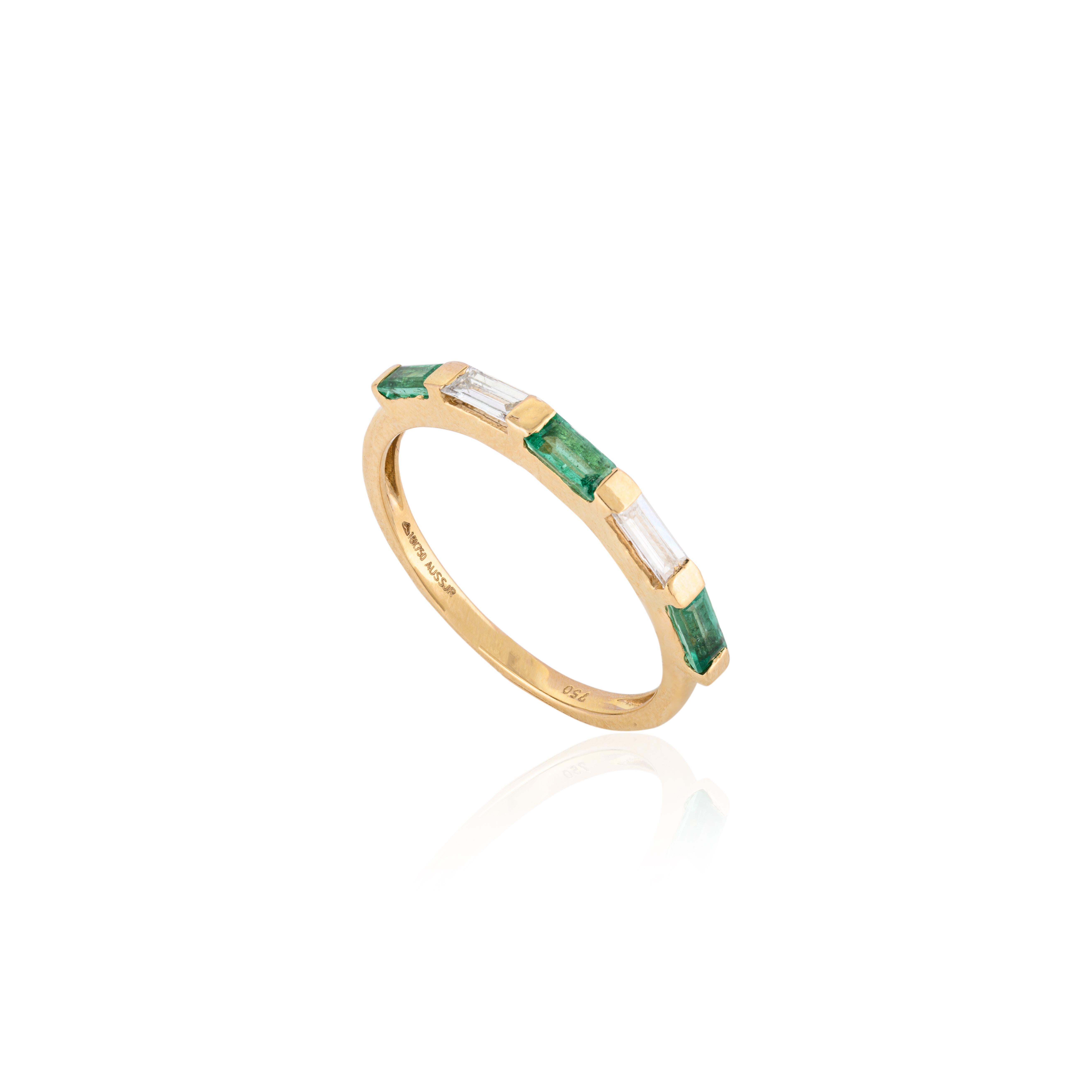 For Sale:  Alternate Baguette Emerald Diamond Stackable Band Ring in 18k Yellow Gold 4