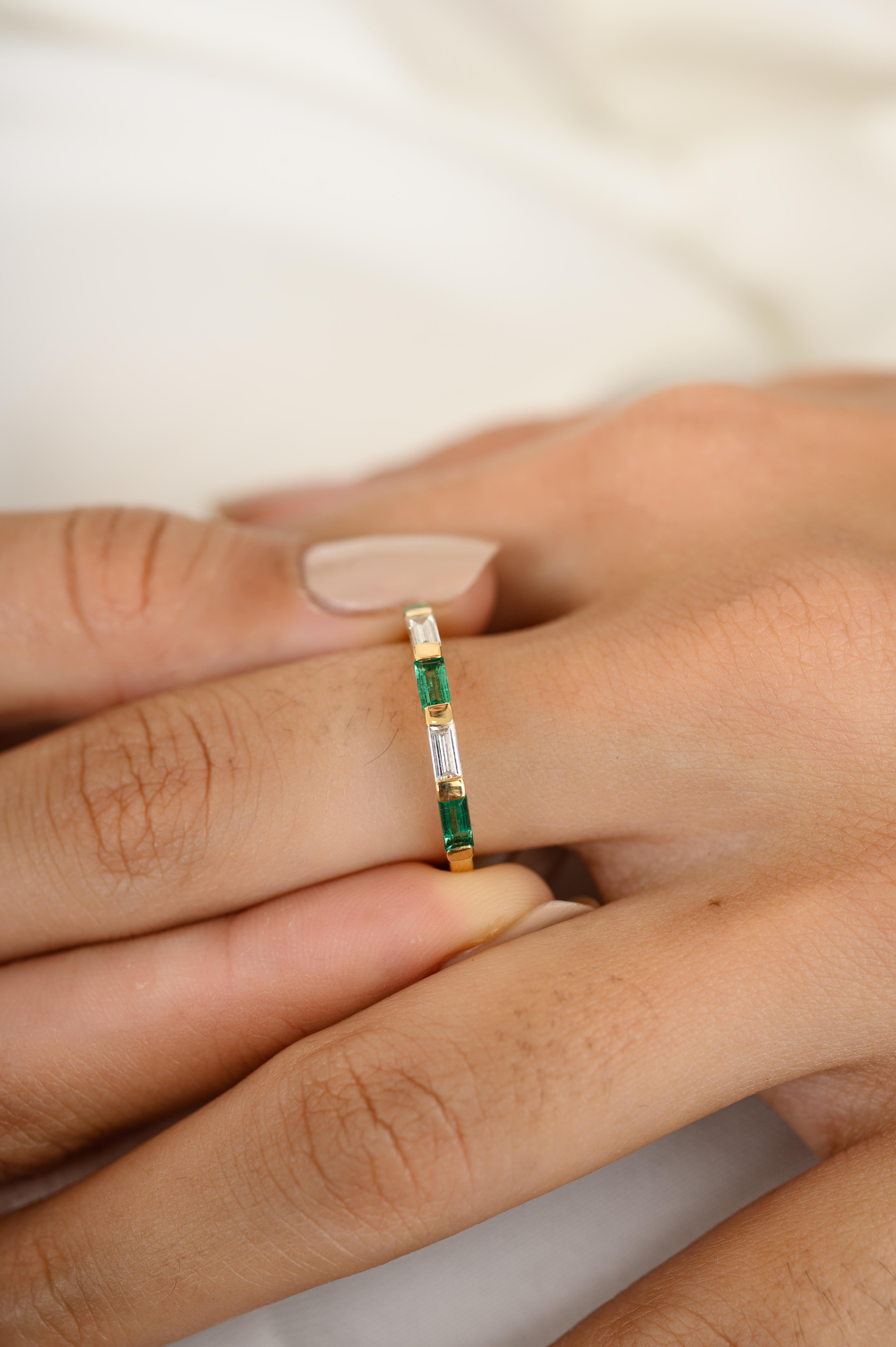 For Sale:  Alternate Baguette Emerald Diamond Stackable Band Ring in 18k Yellow Gold 7