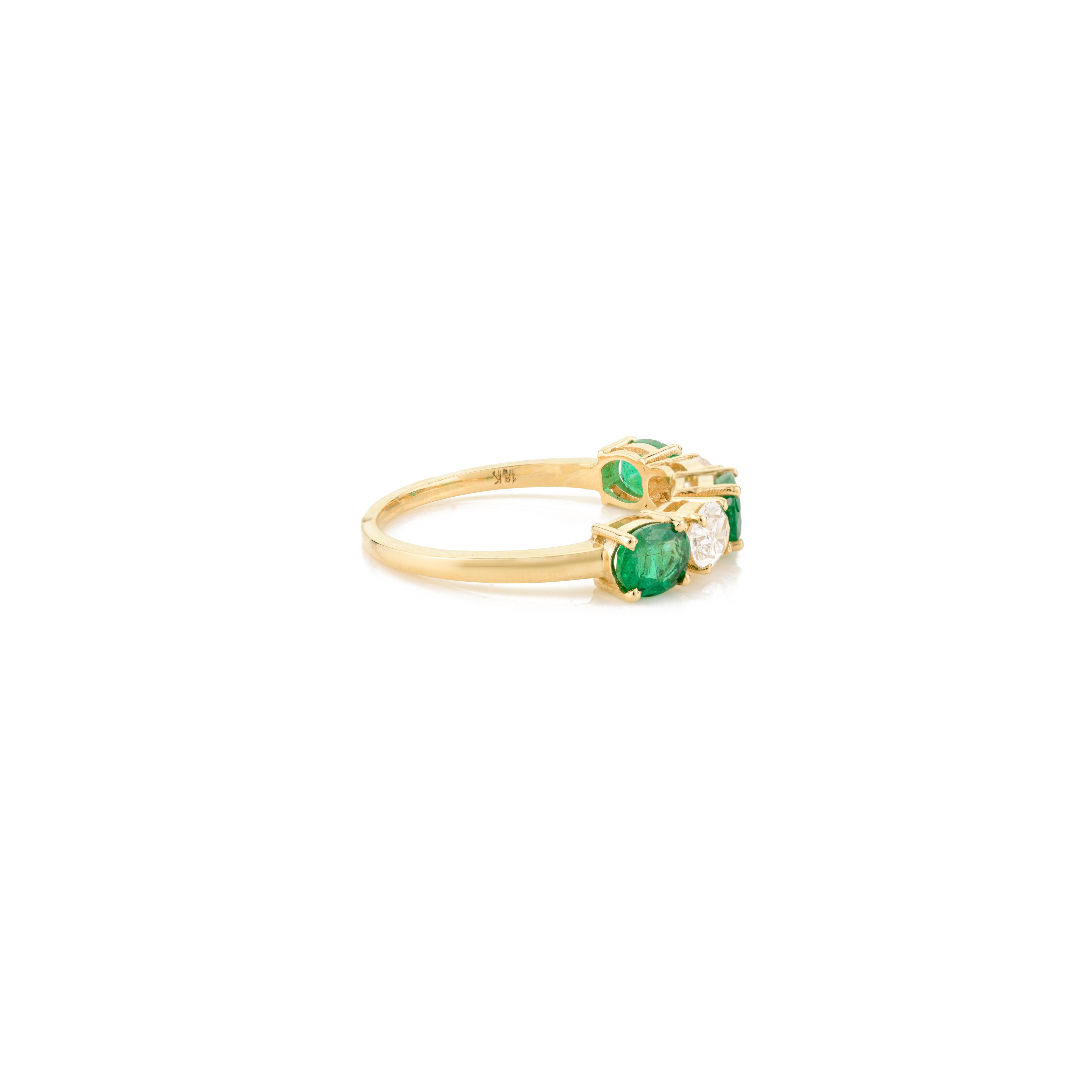For Sale:  Alternate Emerald Diamond Engagement Ring for Her in 18k Solid Yellow Gold 3