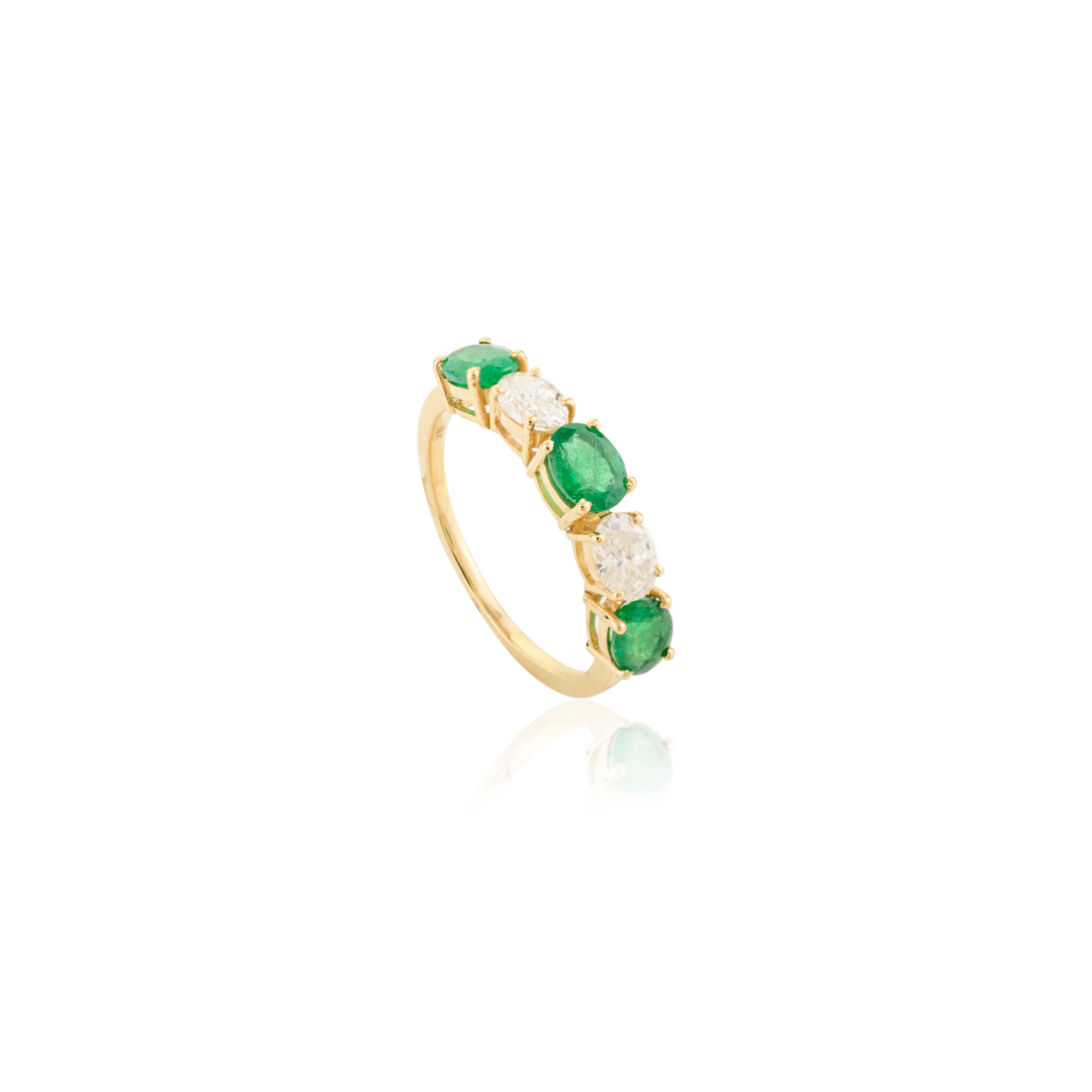For Sale:  Alternate Emerald Diamond Engagement Ring for Her in 18k Solid Yellow Gold 7