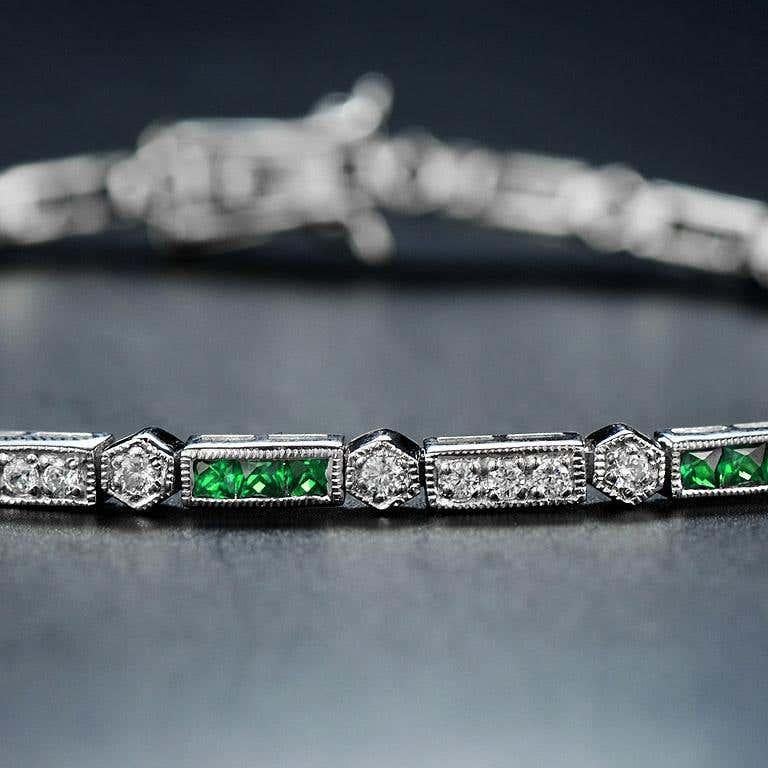 Alternate Row Green Emerald & Diamond Tennis Line 14K White Gold Bracelet (Art déco) im Angebot