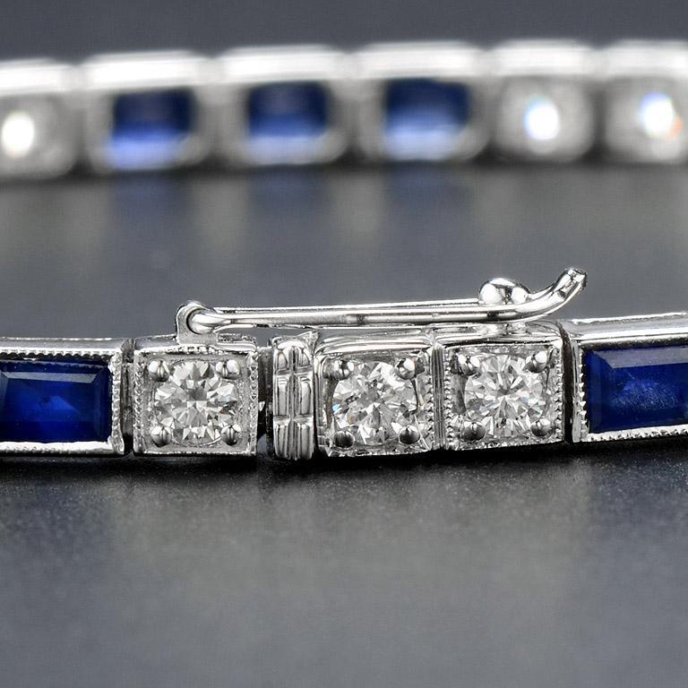 Alternate Square Shape Blue Sapphire & Diamond White Gold Tennis Line Bracelet Neuf - En vente à Oakton, VA