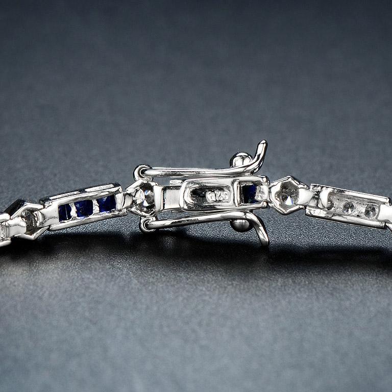 Alternate Square Shape Blue Sapphire & Diamond White Gold Tennis Line Bracelet For Sale 1