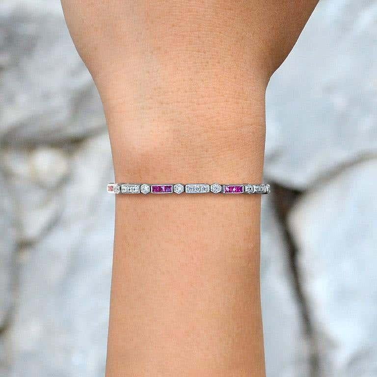 Alternate Triple Red Pink Ruby & Diamond Tennis Line 14K White Gold Bracelet im Angebot 2