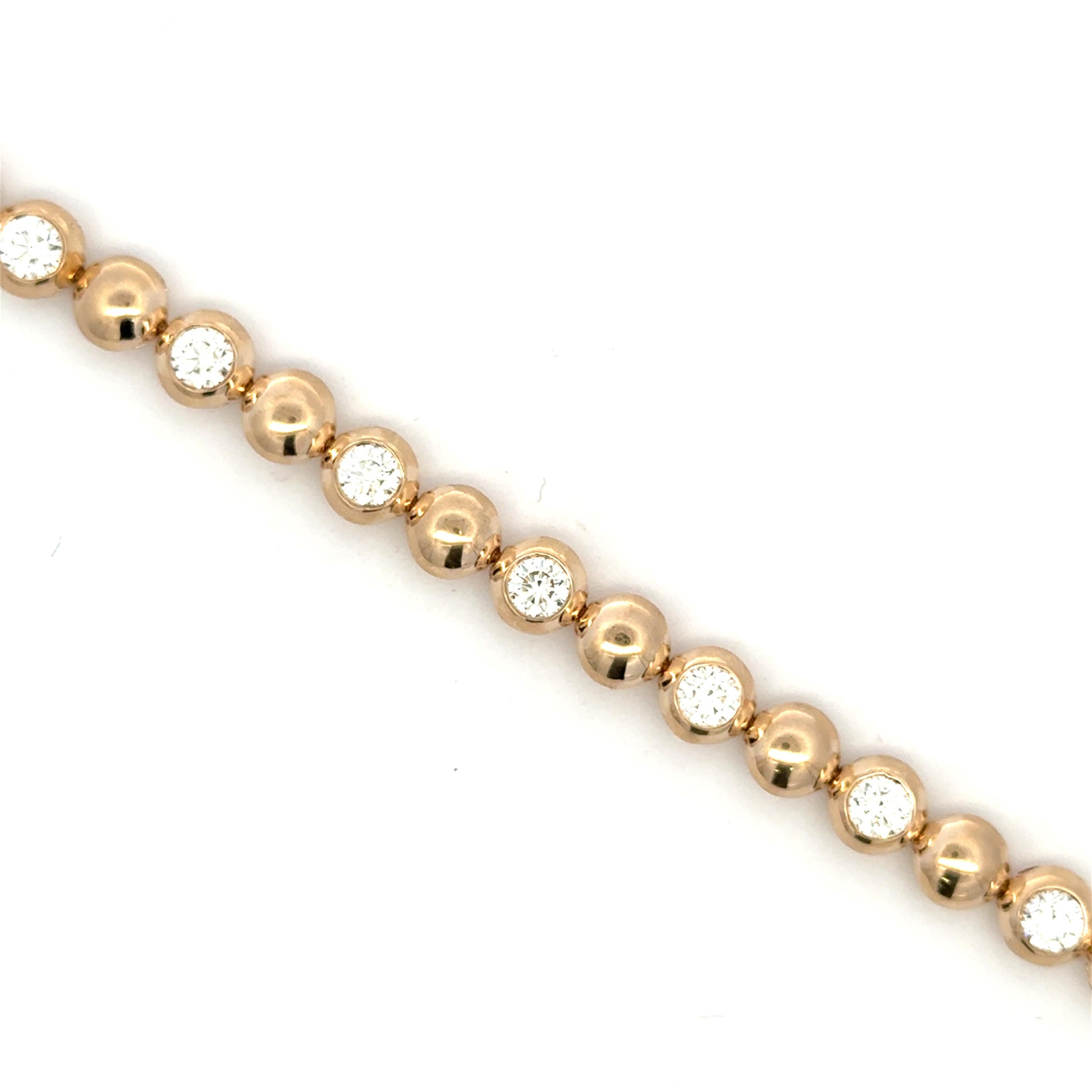 Contemporary Alternating Diamond Dome Tennis Bracelet 4.08 Carats 14 Karat Yellow Gold G VS2 For Sale