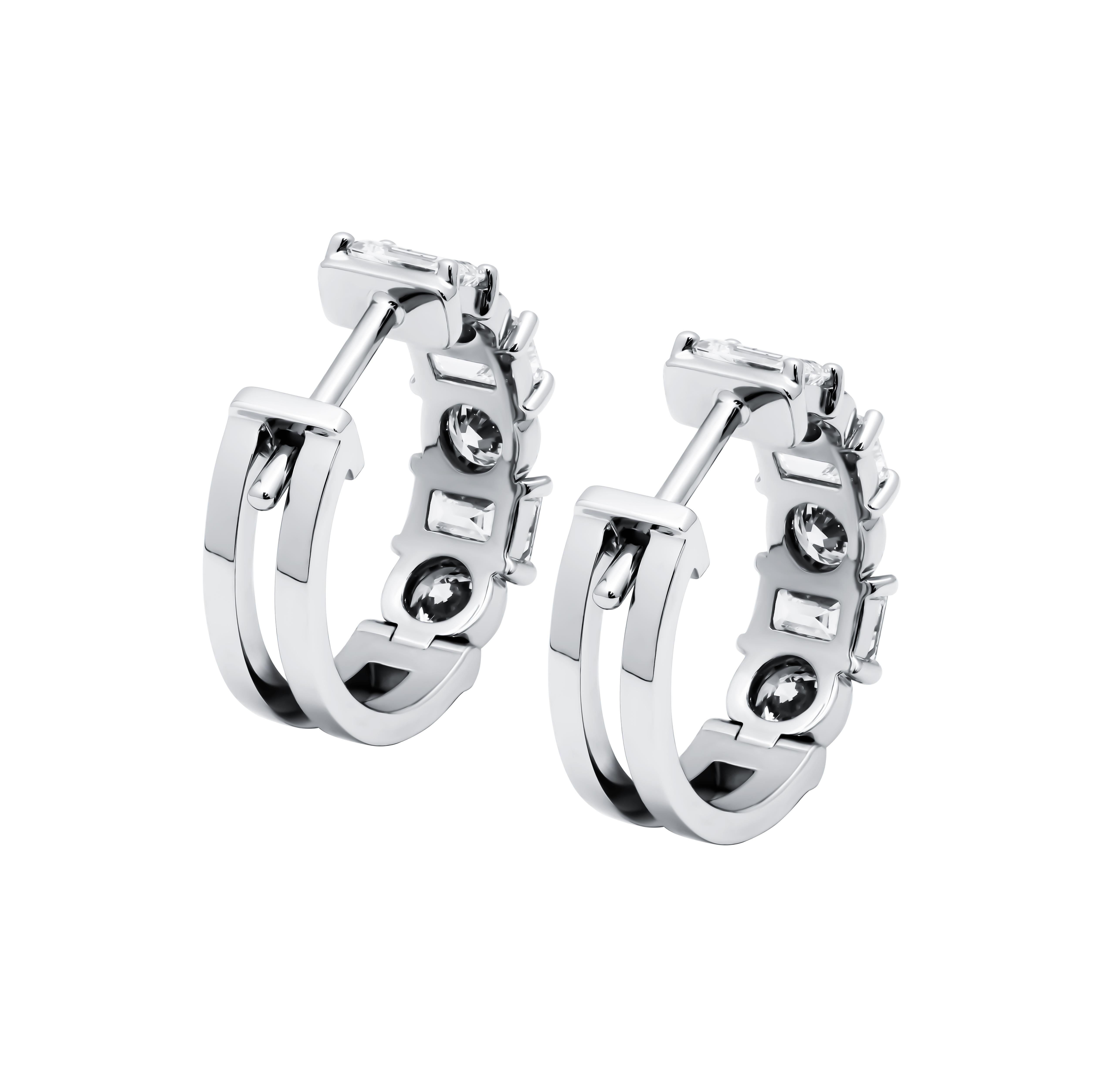 Discover the epitome of sophistication with our exquisite alternating diamond hoop earrings, expertly crafted in lustrous platinum. These enchanting earrings feature a stunning combination of emerald-cut and round diamonds, totaling 3.83 carats in