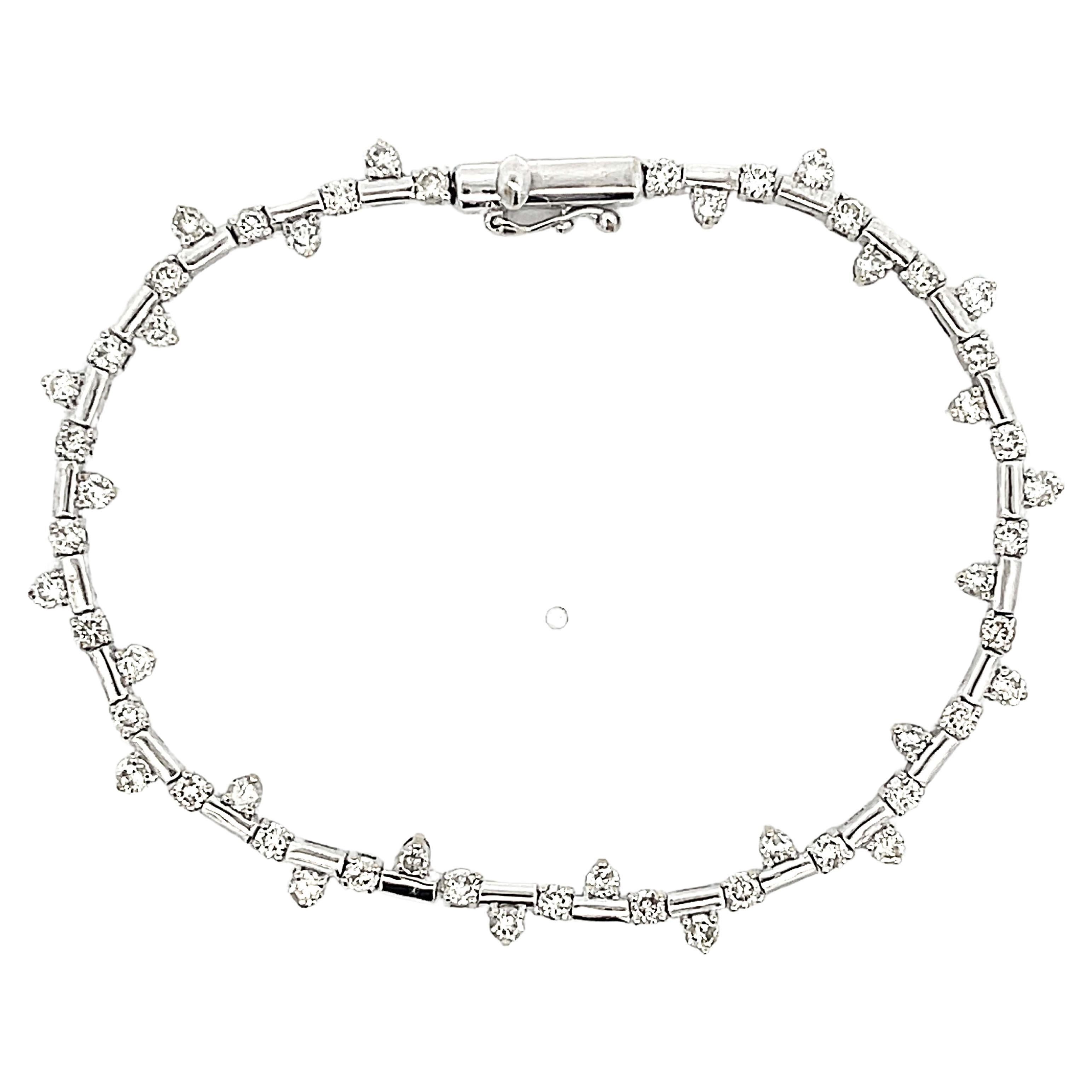 Alternating Diamond Link Bracelet in 14k White Gold For Sale