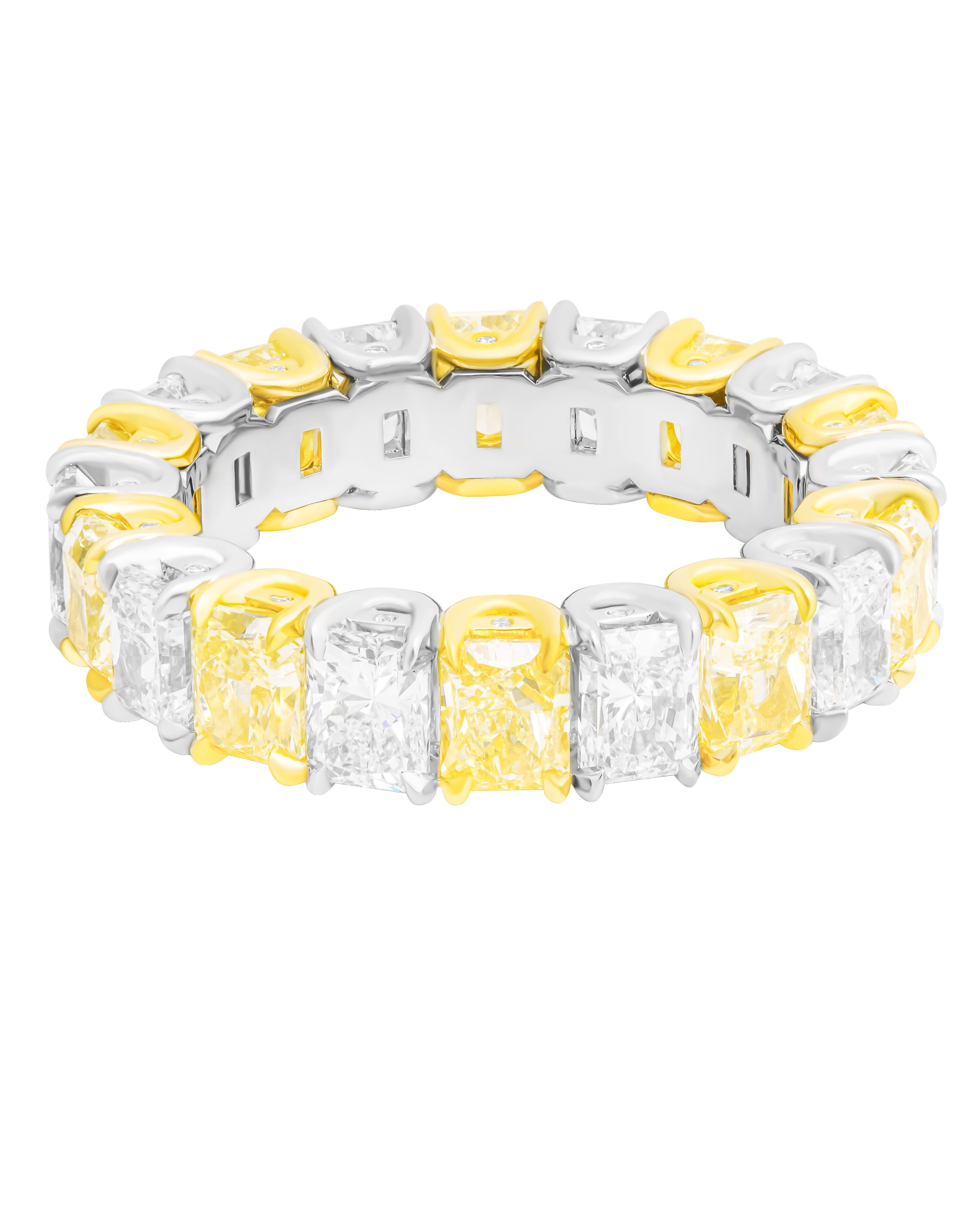 Alternating Eternity-Ring mit gelben und weißen Diamanten im Strahlenschliff im Fancy-Schliff
Hergestellt aus Platin und 18K Gelbgold
Fancy Yellow Radiant 10 Steine von insgesamt 3,20ct
Weiße Diamanten im Radiant-Schliff 10 Steine von insgesamt