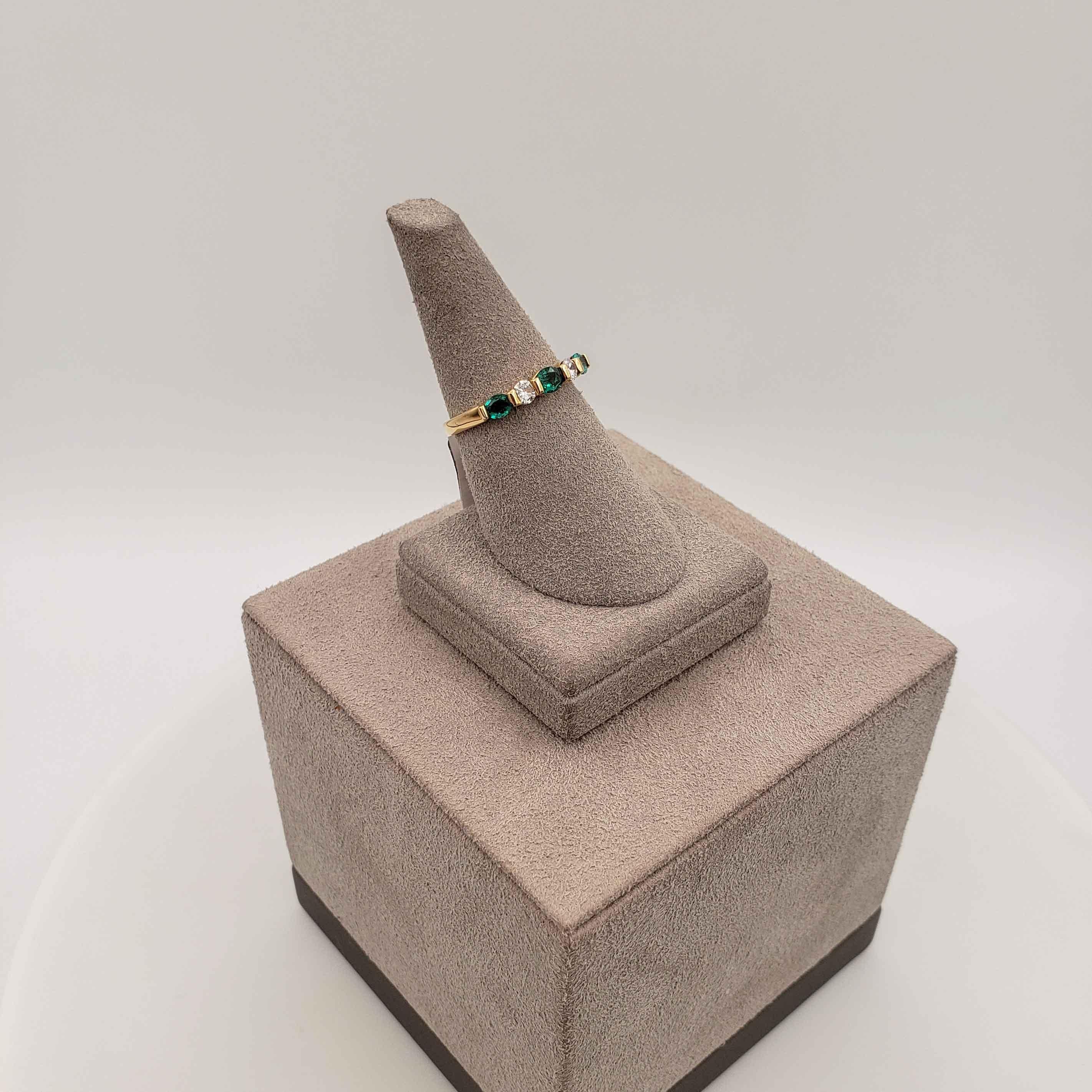 Women's Alternating Green Emerald and Diamond Five-Stone Ring